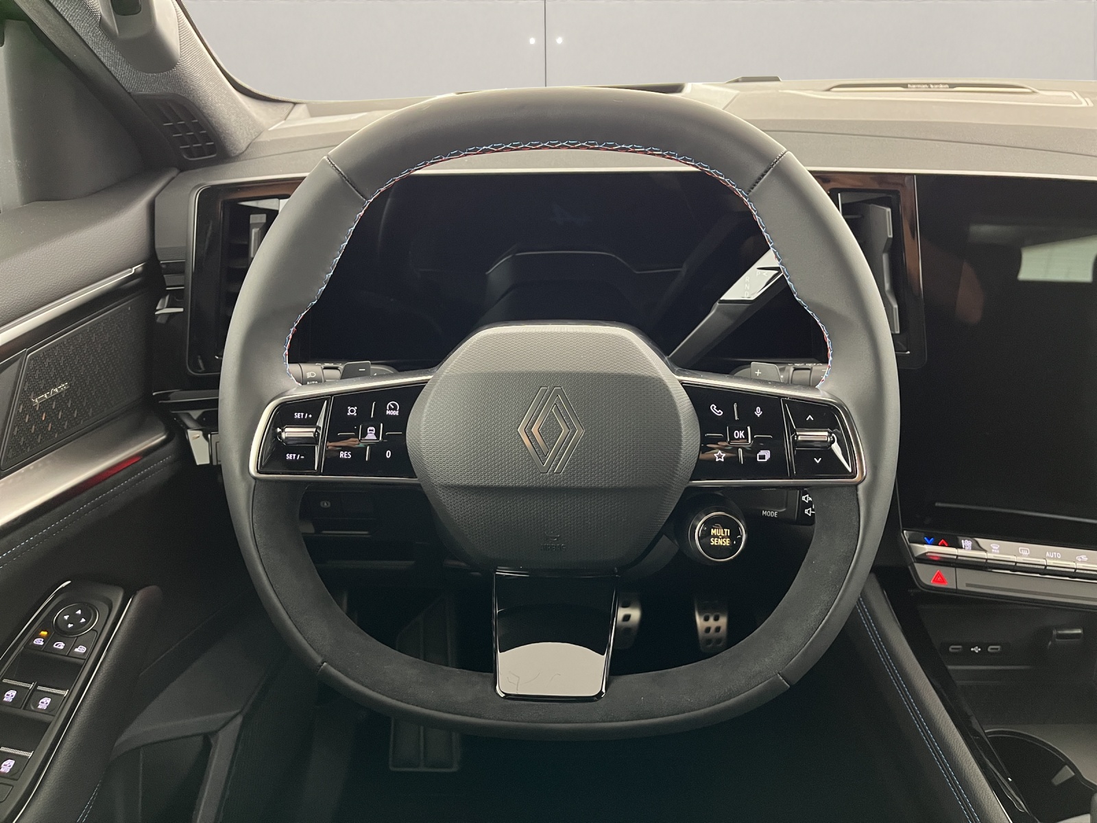 RENAULT Austral 1.2 E-Tech esprit Alpine-image-9