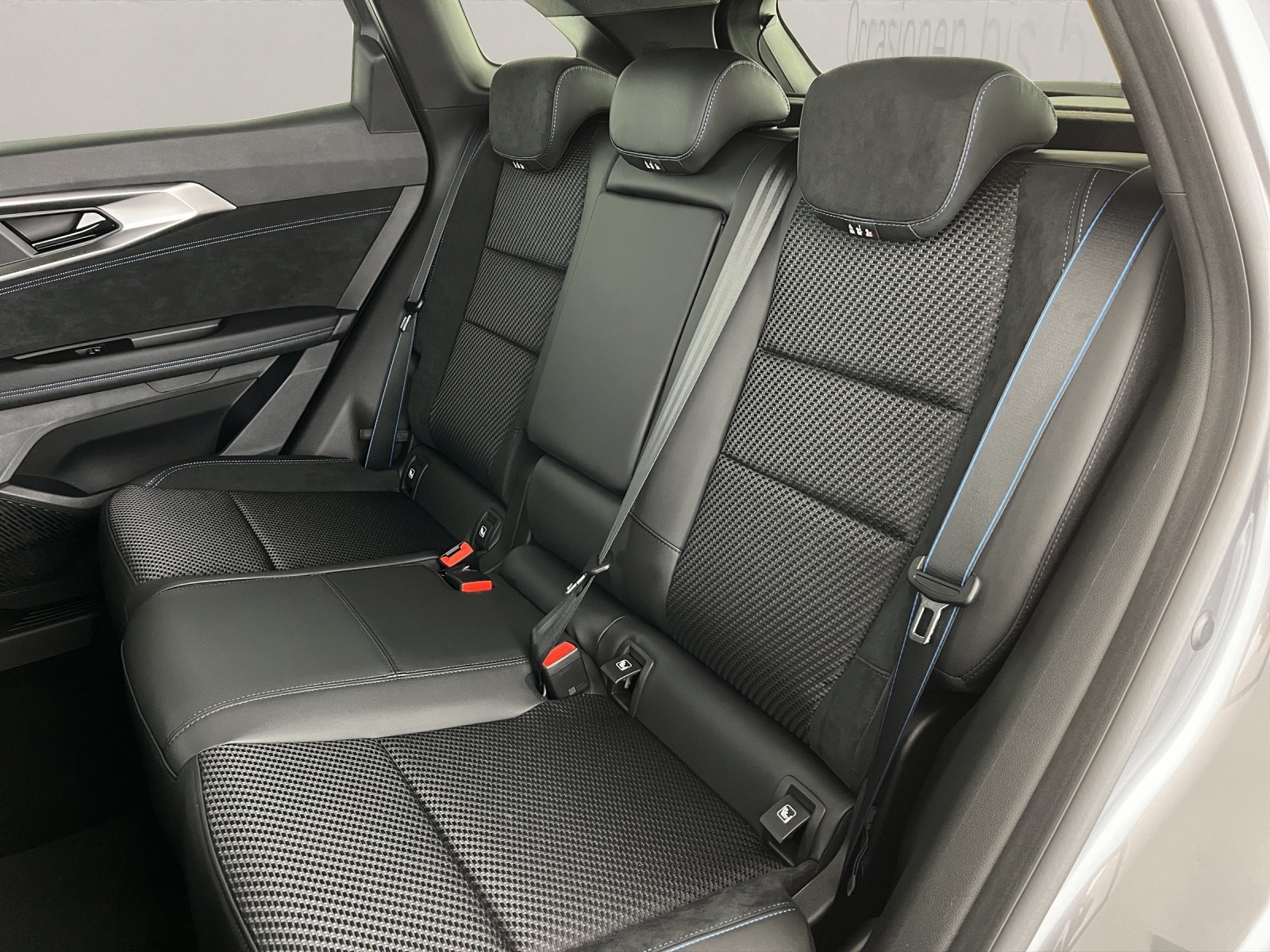 RENAULT Austral 1.2 E-Tech esprit Alpine-image-16