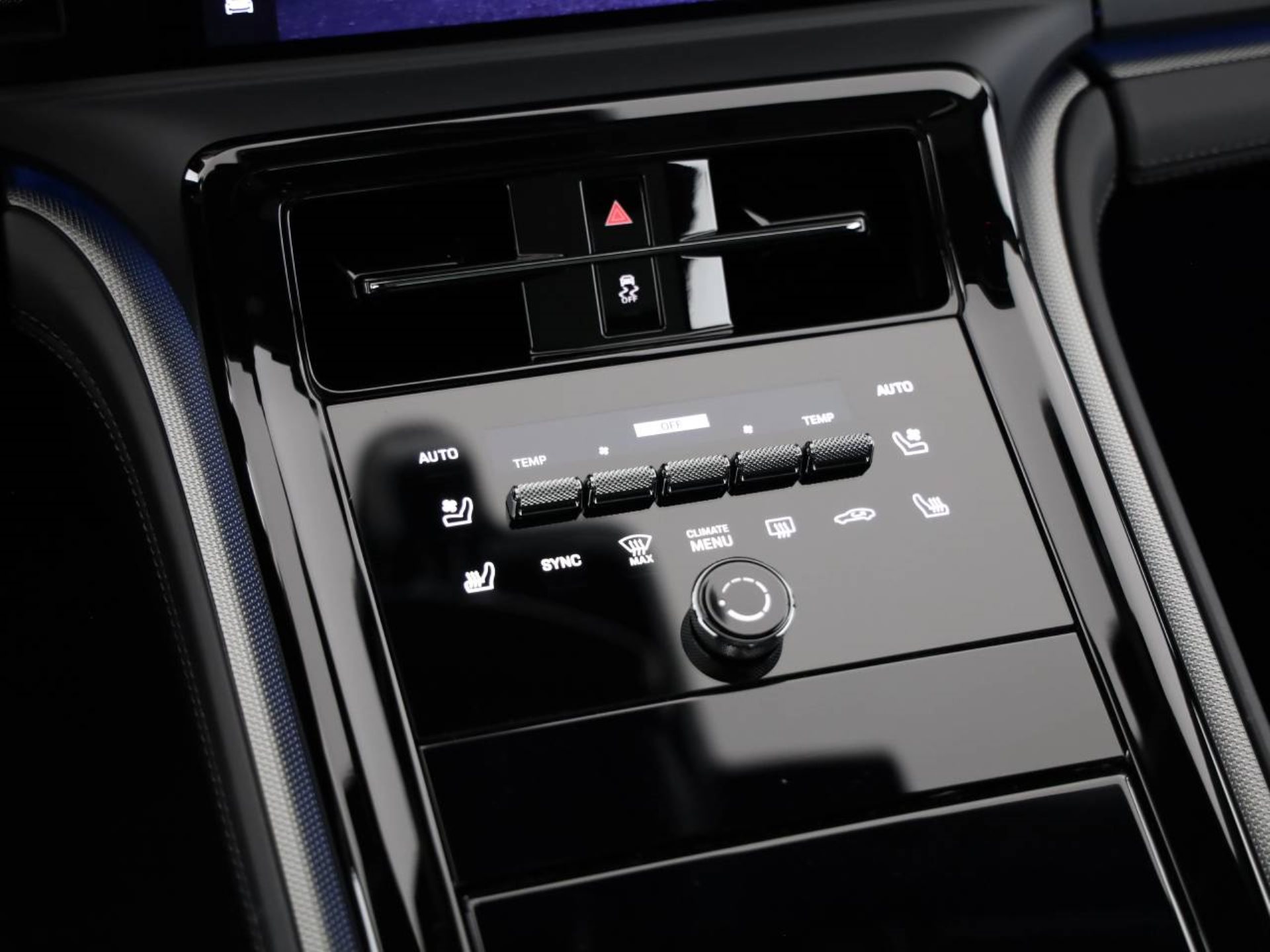 PORSCHE Panamera 4 E-Hybrid-image-11
