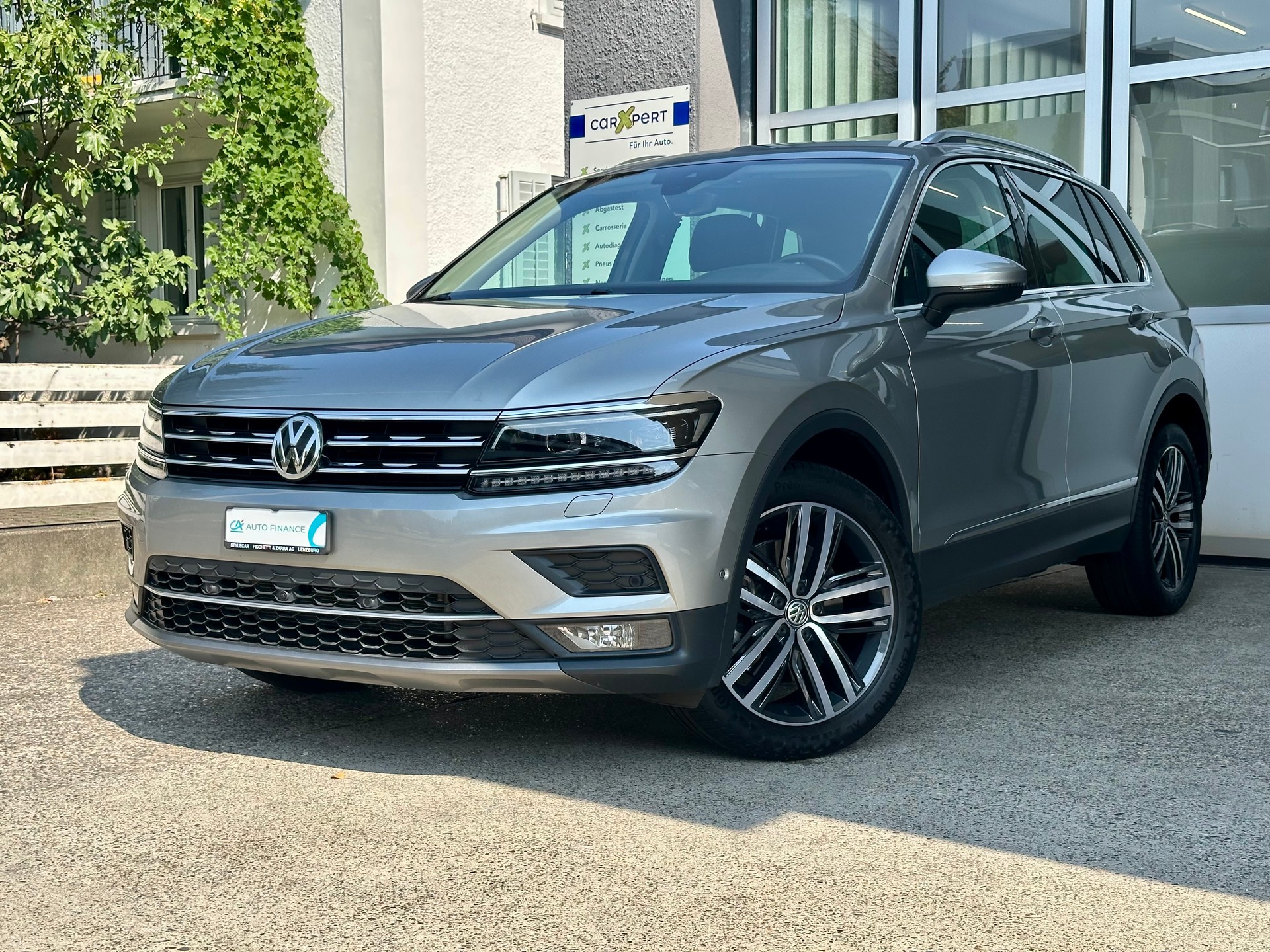 VW Tiguan 2.0TSI Highline 4Motion DSG-image-1