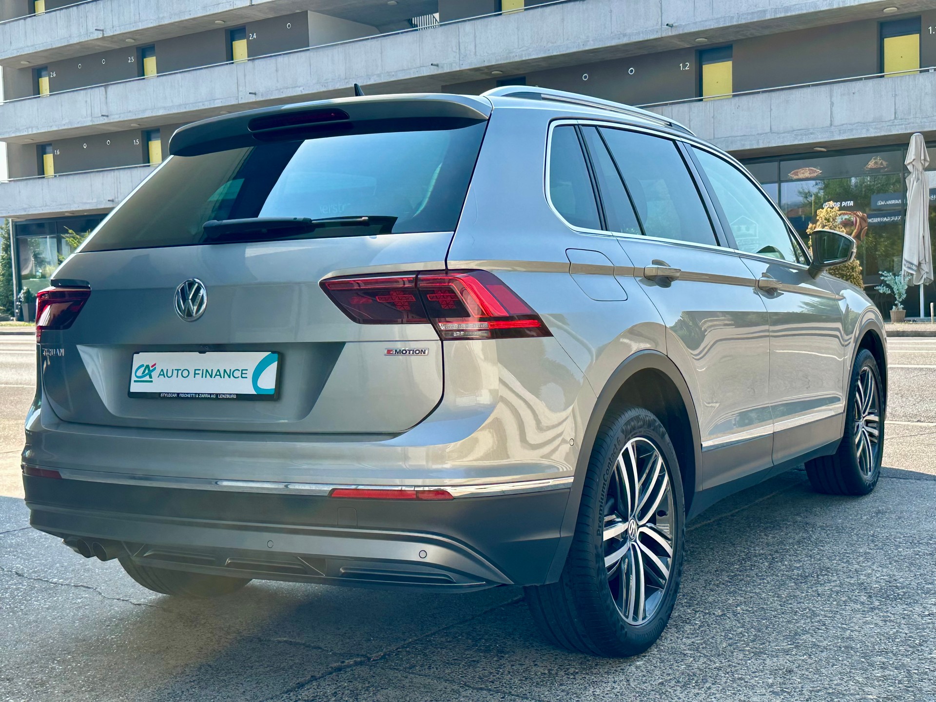 VW Tiguan 2.0TSI Highline 4Motion DSG-image-6