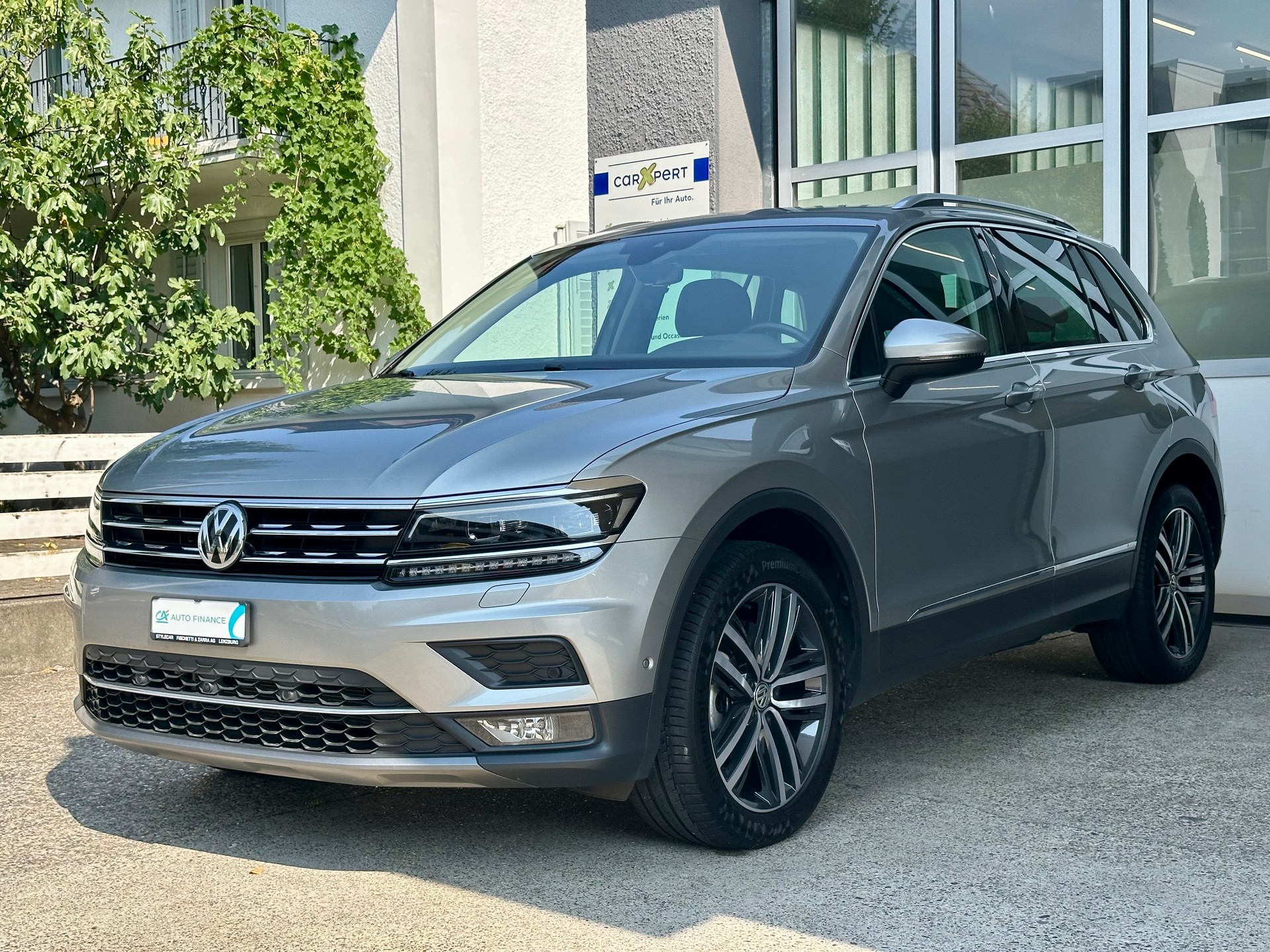 VW Tiguan 2.0TSI Highline 4Motion DSG-image-3