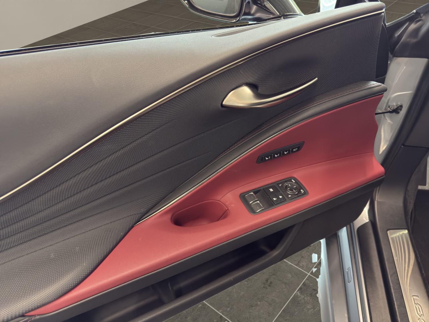 LEXUS LC Cabriolet 500 Hokkaido-image-15
