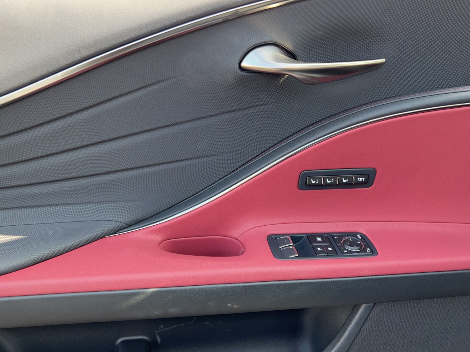 LEXUS LC Cabriolet 500 Hokkaido-image-10