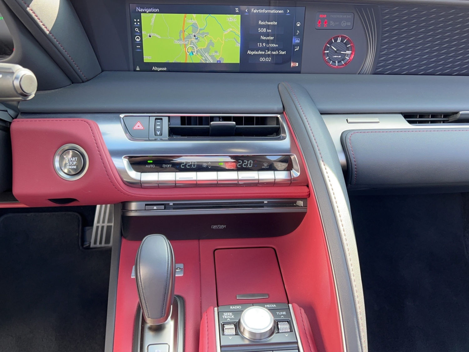 LEXUS LC Cabriolet 500 Hokkaido-image-11