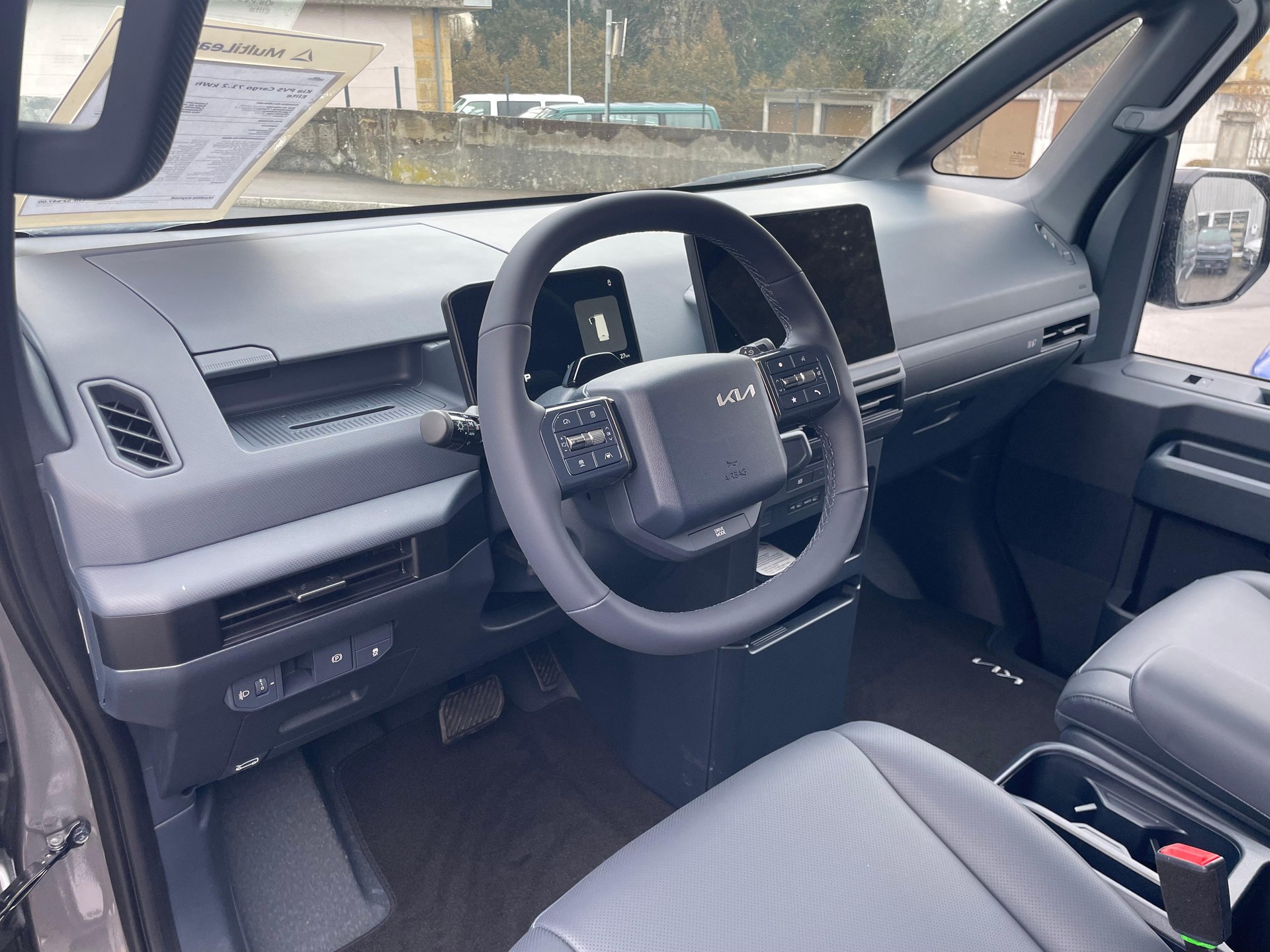KIA PV5 Cargo 71.2 kWh Elite-image-5