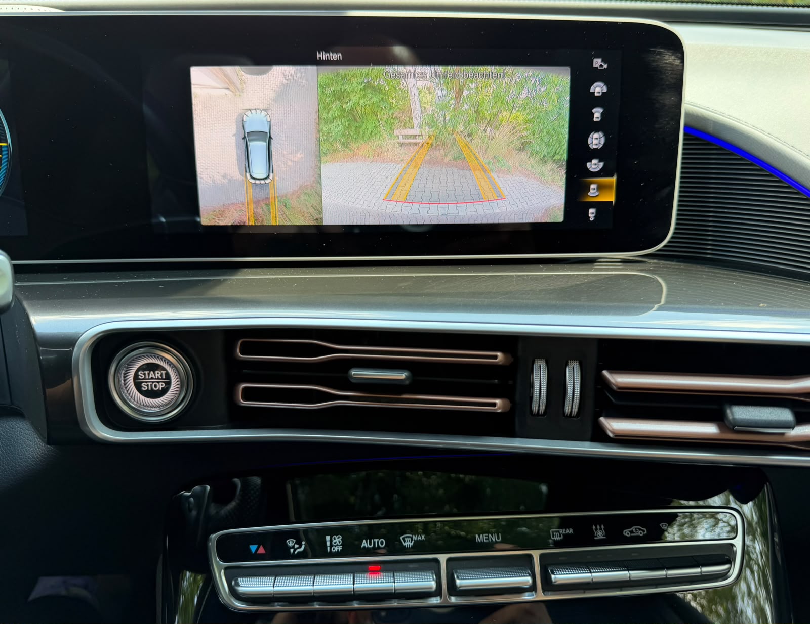 MERCEDES-BENZ EQC 400 AMG Line 4Matic-image-26
