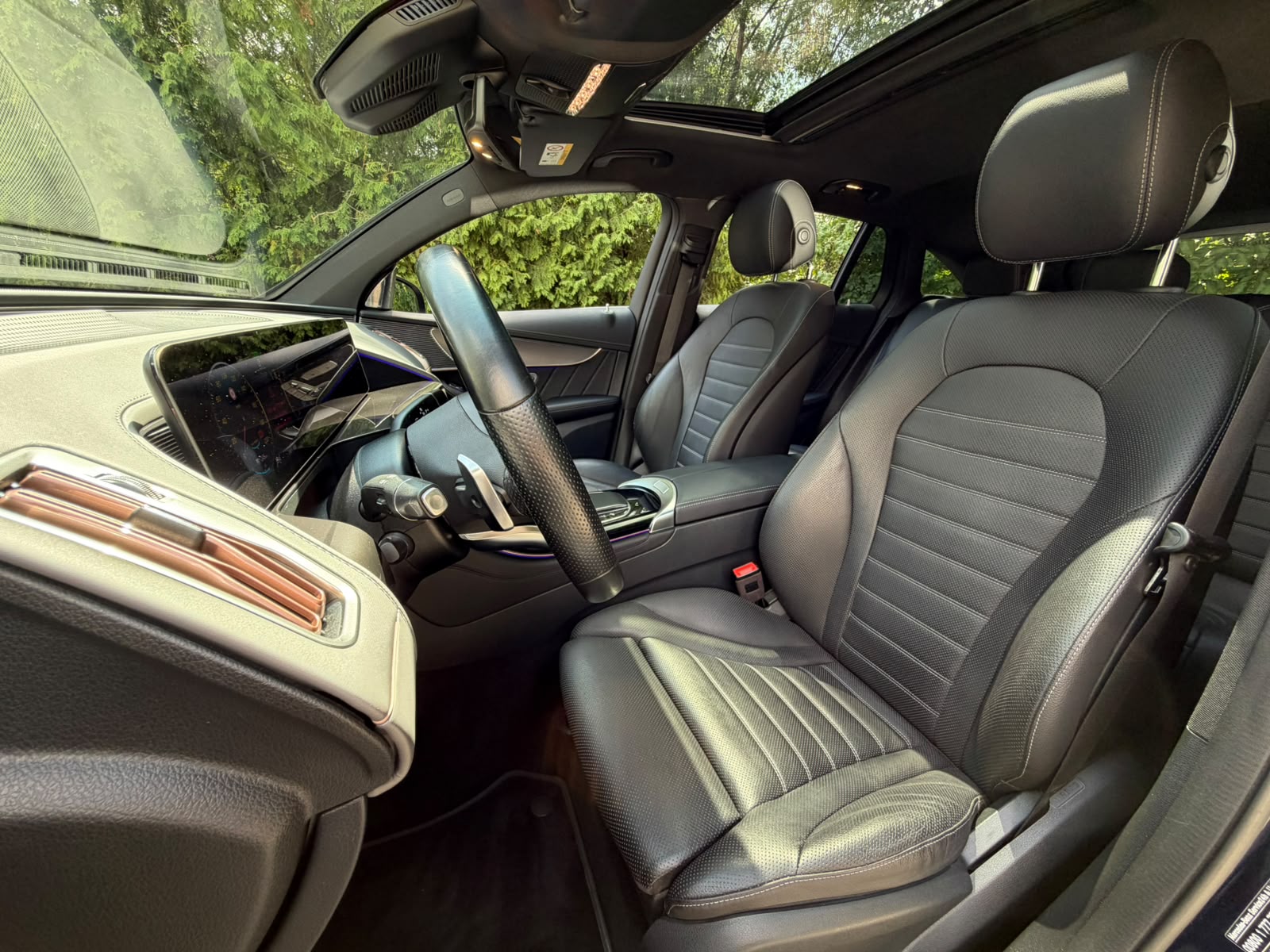 MERCEDES-BENZ EQC 400 AMG Line 4Matic-image-12