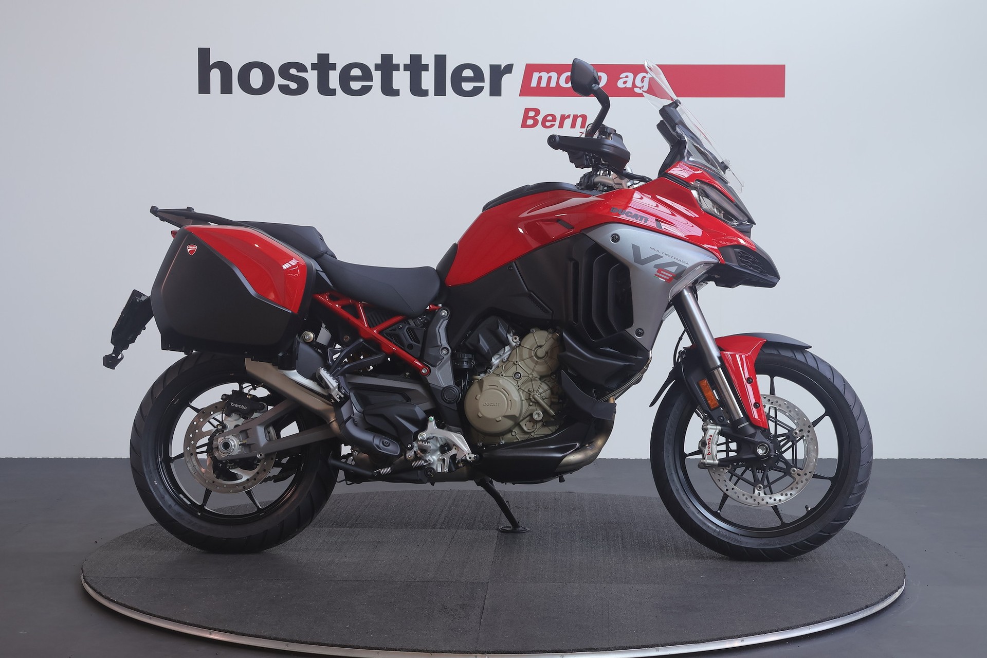 DUCATI Multistrada V4 S Sport Travel & Radar / Forged Rims-showroom-element-1