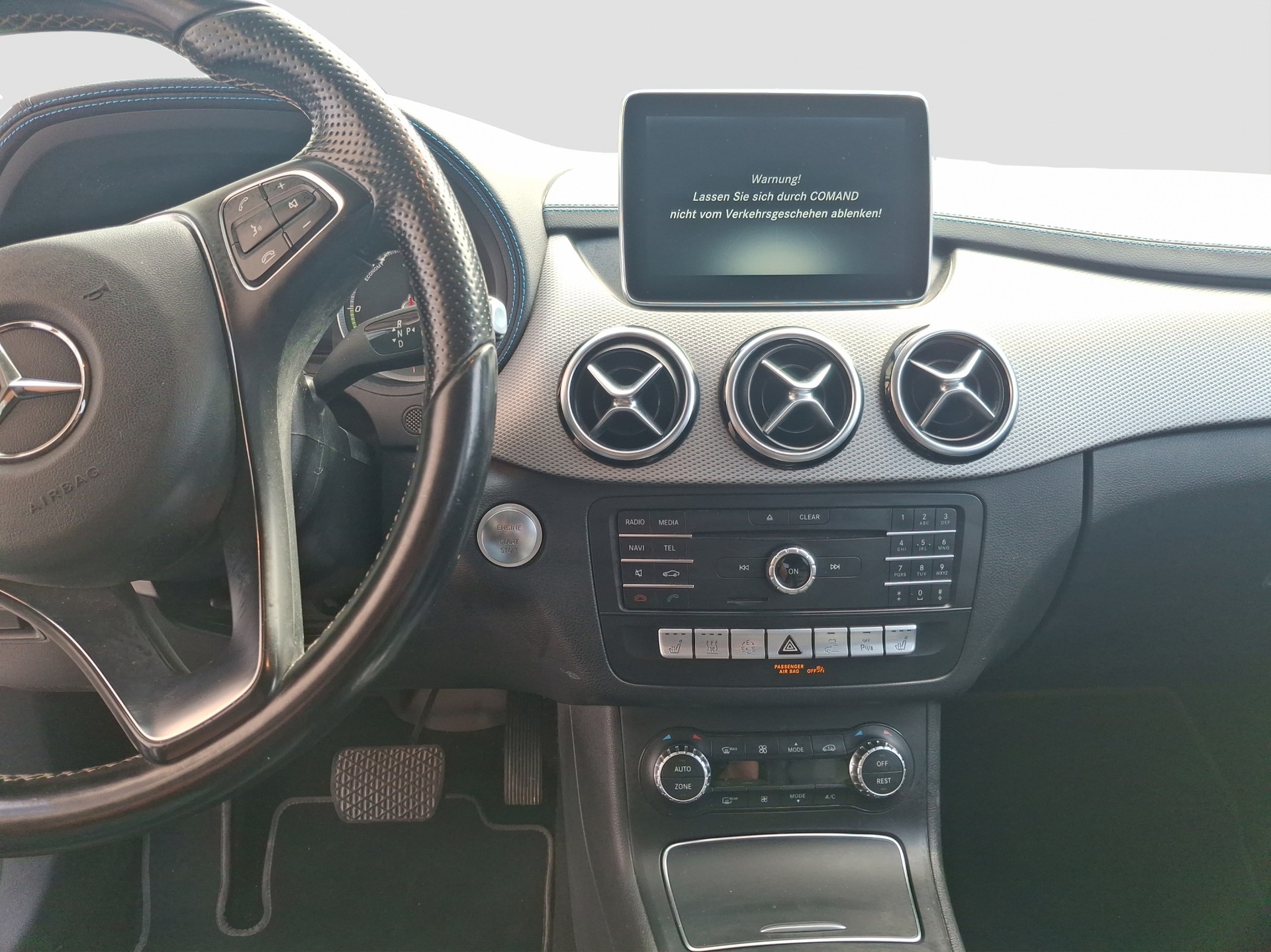 MERCEDES-BENZ B Electric Drive-image-9