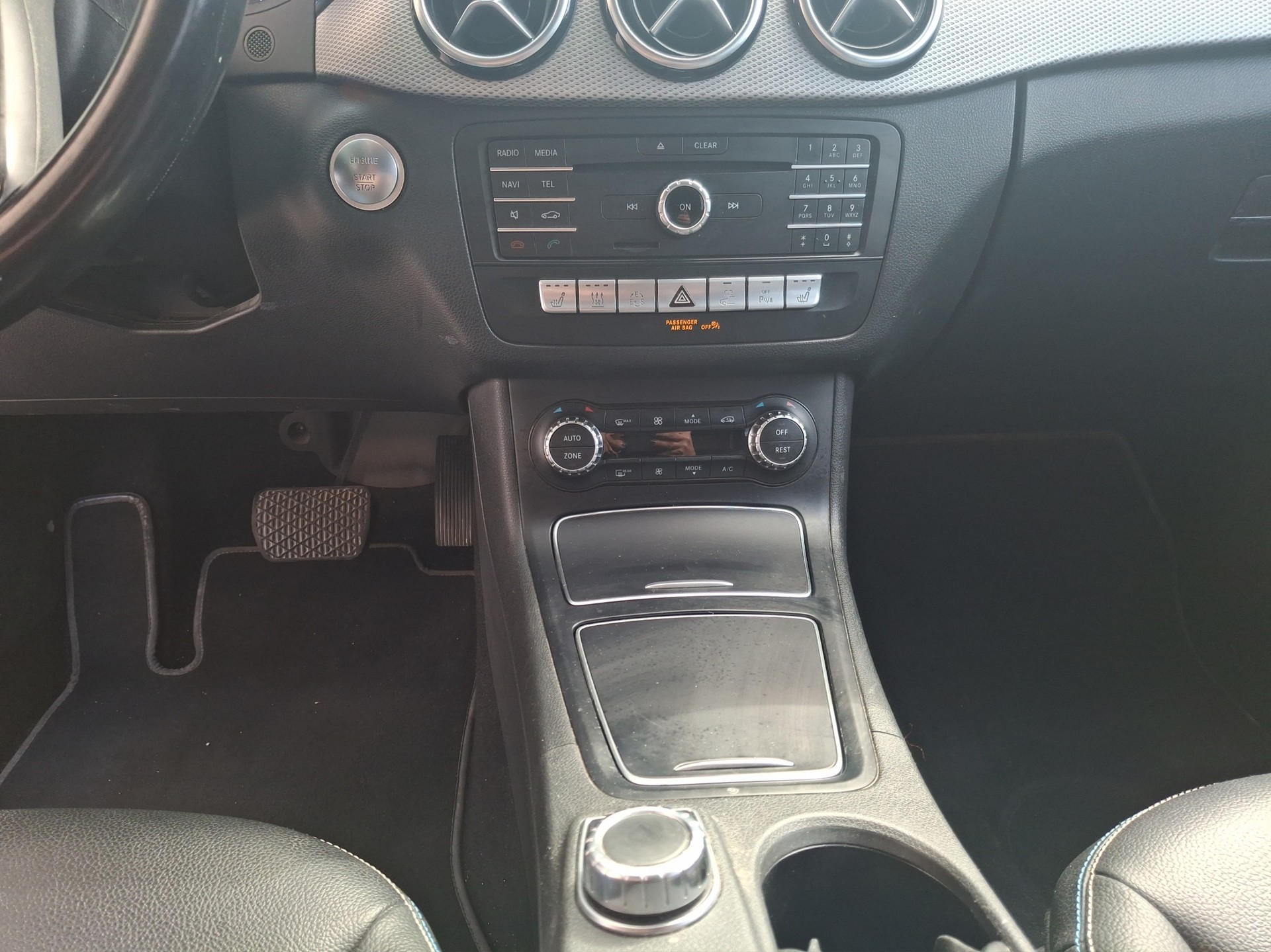 MERCEDES-BENZ B Electric Drive-image-10