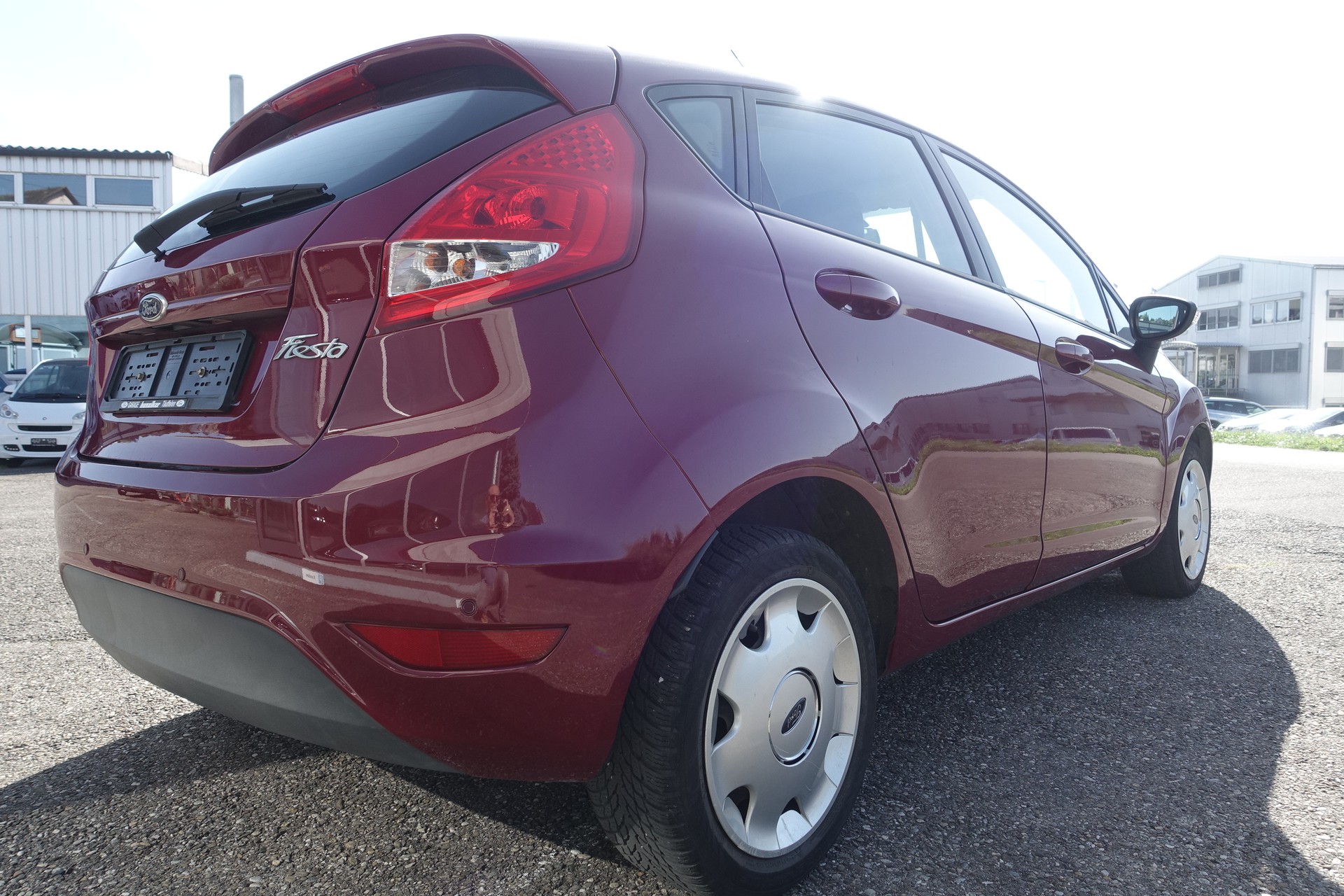 FORD Fiesta 1.4 16V Trend Automatic-image-4