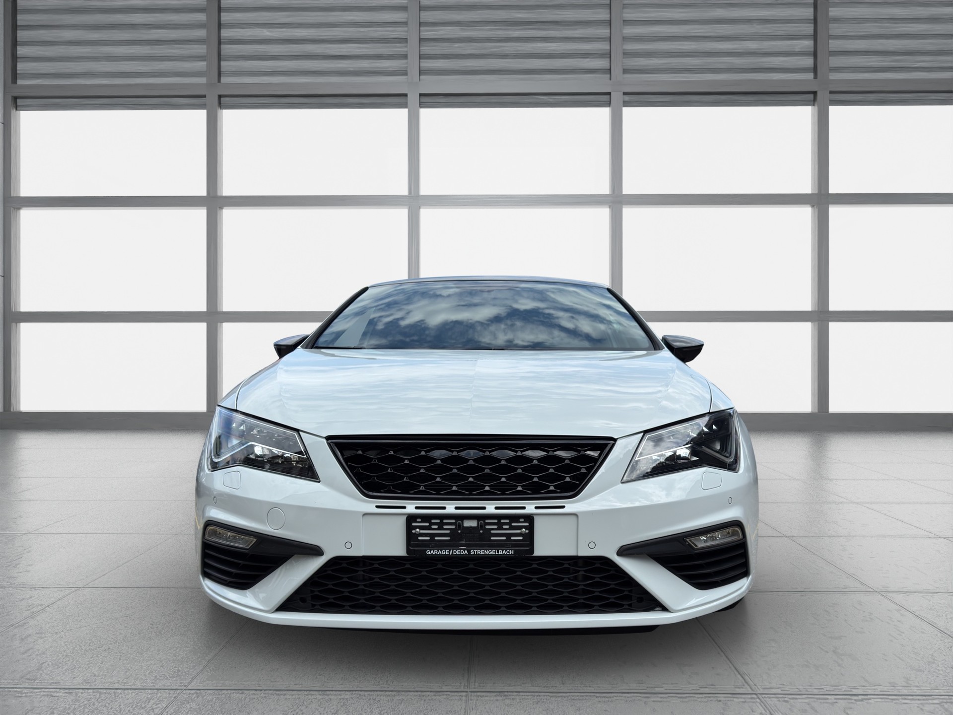 SEAT Leon 2.0 TSI Cupra 300 DSG-image-7