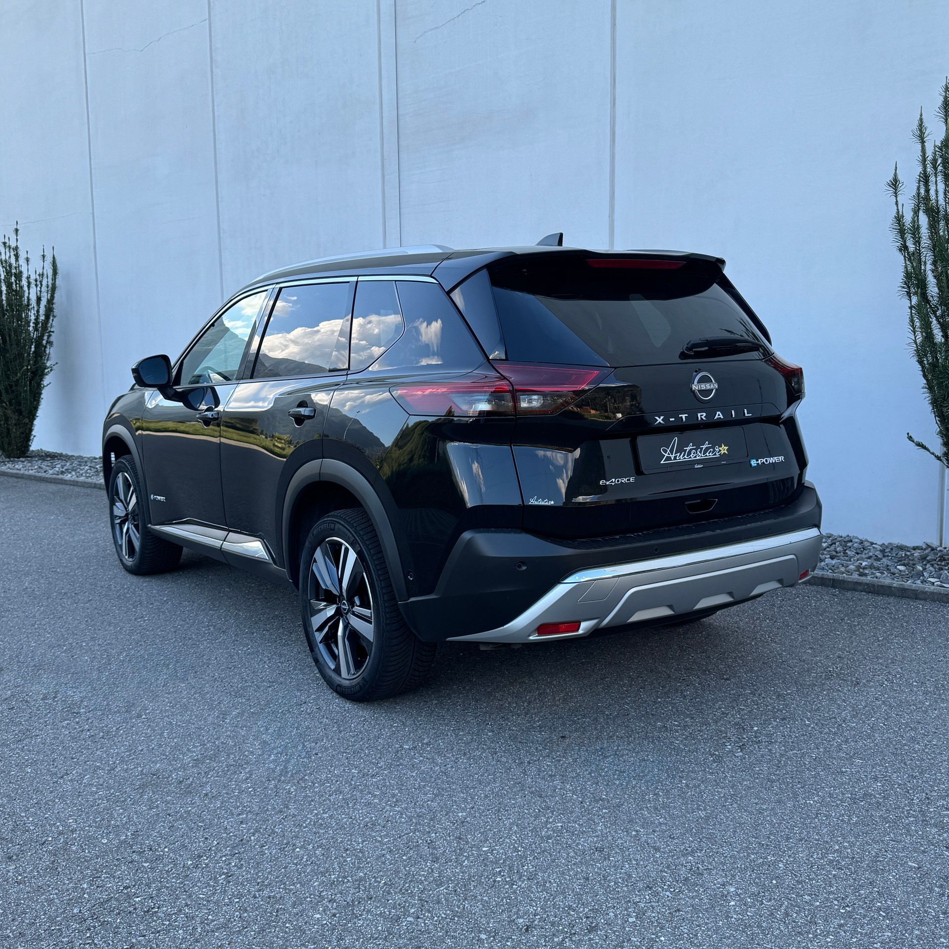 NISSAN X-Trail 1.5 VC-T e-Power 4WD 7 Sitze Tekna+-image-4