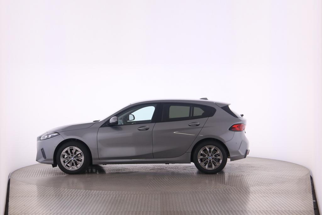 BMW 120i-image-3