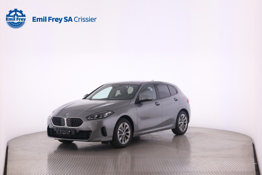 BMW 120i-image-0