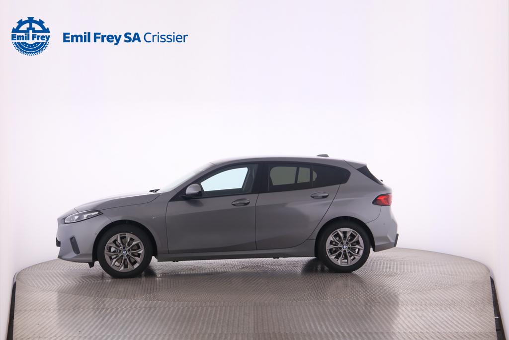 BMW 120i-image-2