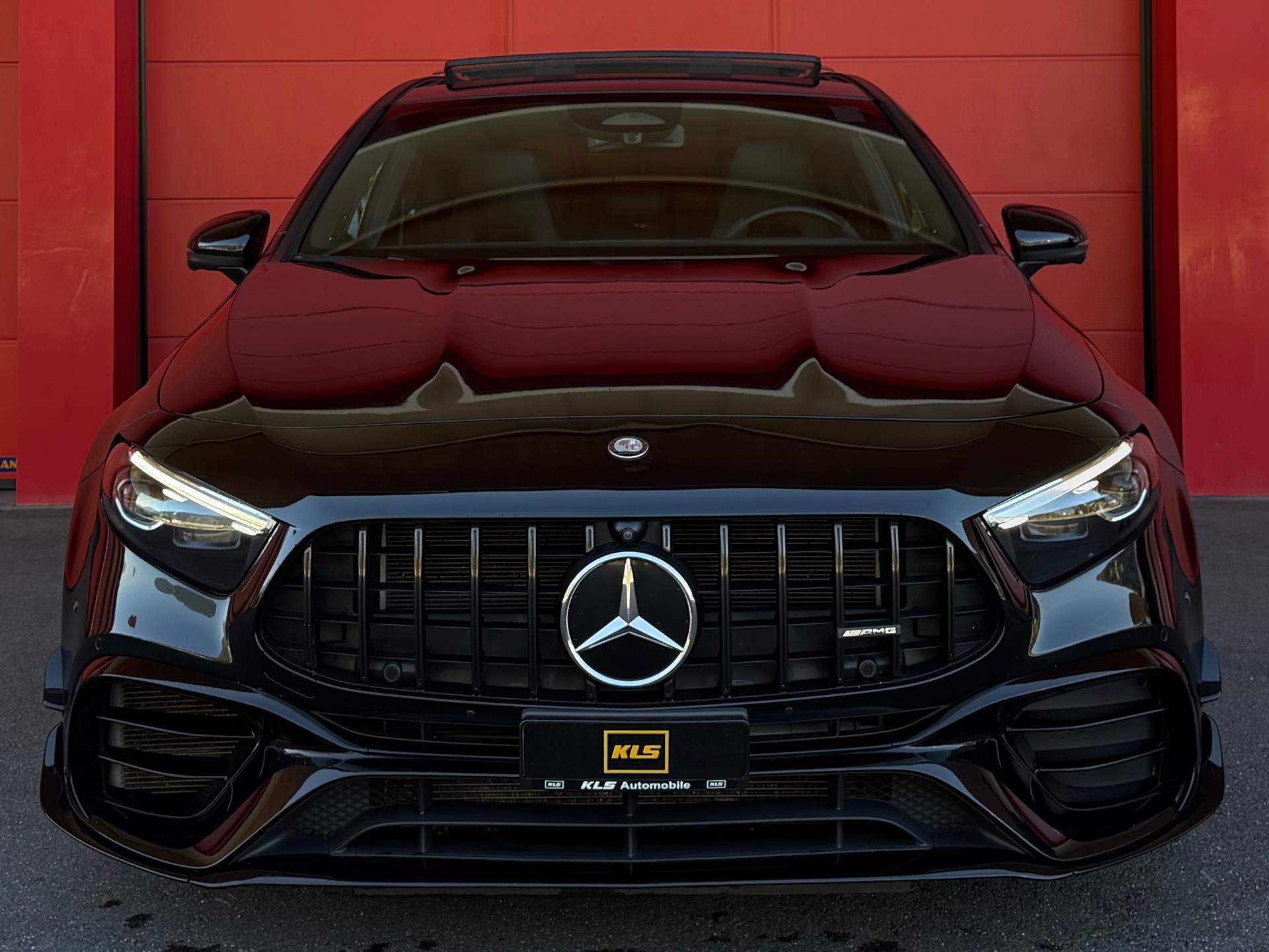 MERCEDES-BENZ A 45 S AMG 4Matic+ Speedshift-image-1