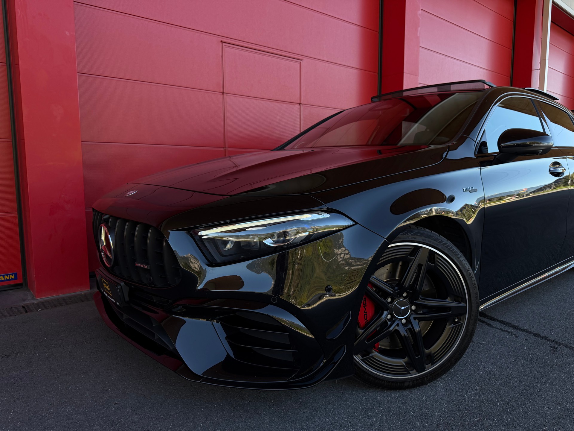 MERCEDES-BENZ A 45 S AMG 4Matic+ Speedshift-image-5