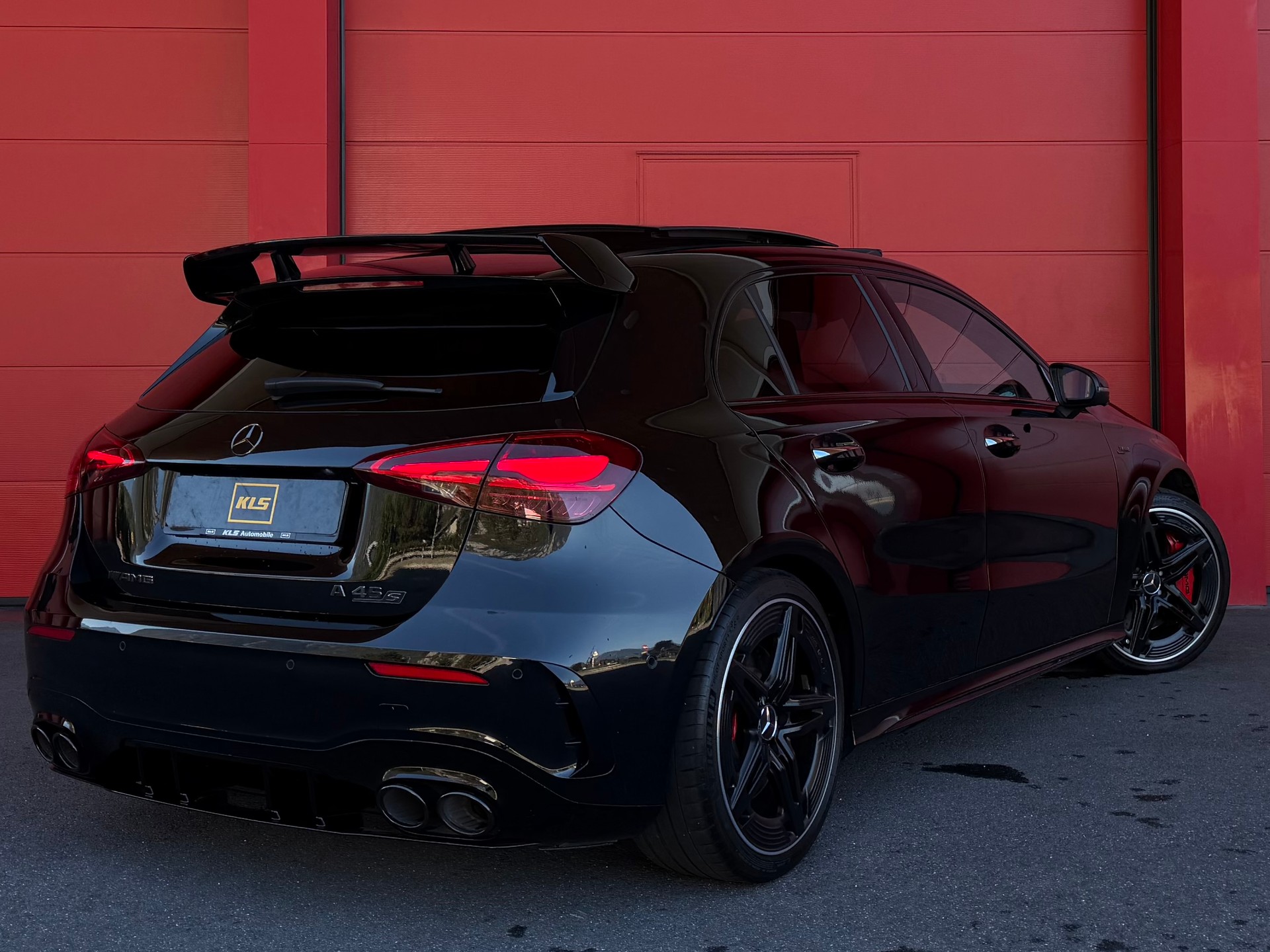 MERCEDES-BENZ A 45 S AMG 4Matic+ Speedshift-image-3
