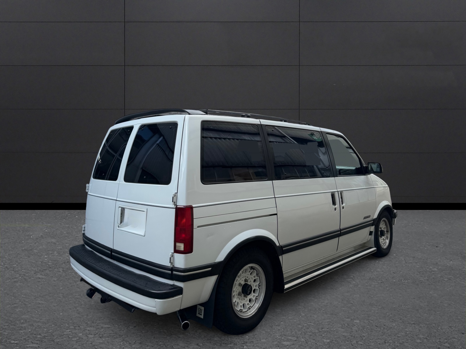 CHEVROLET Astro CL-image-2