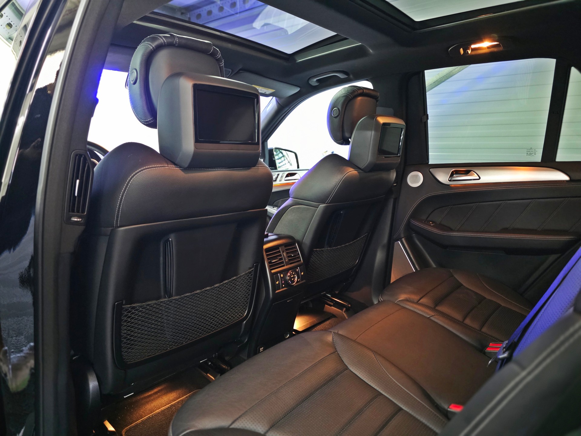 MERCEDES-BENZ ML 63 AMG Executive 4Matic Speedshift-image-12