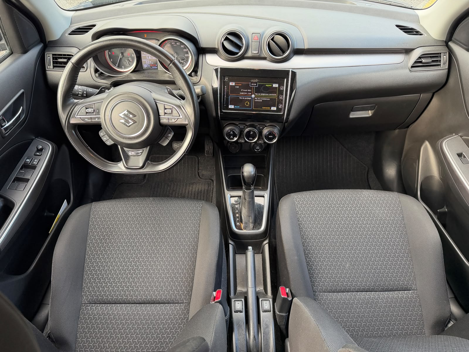 SUZUKI Swift 1.2 Compact + Hybrid CVT-image-7