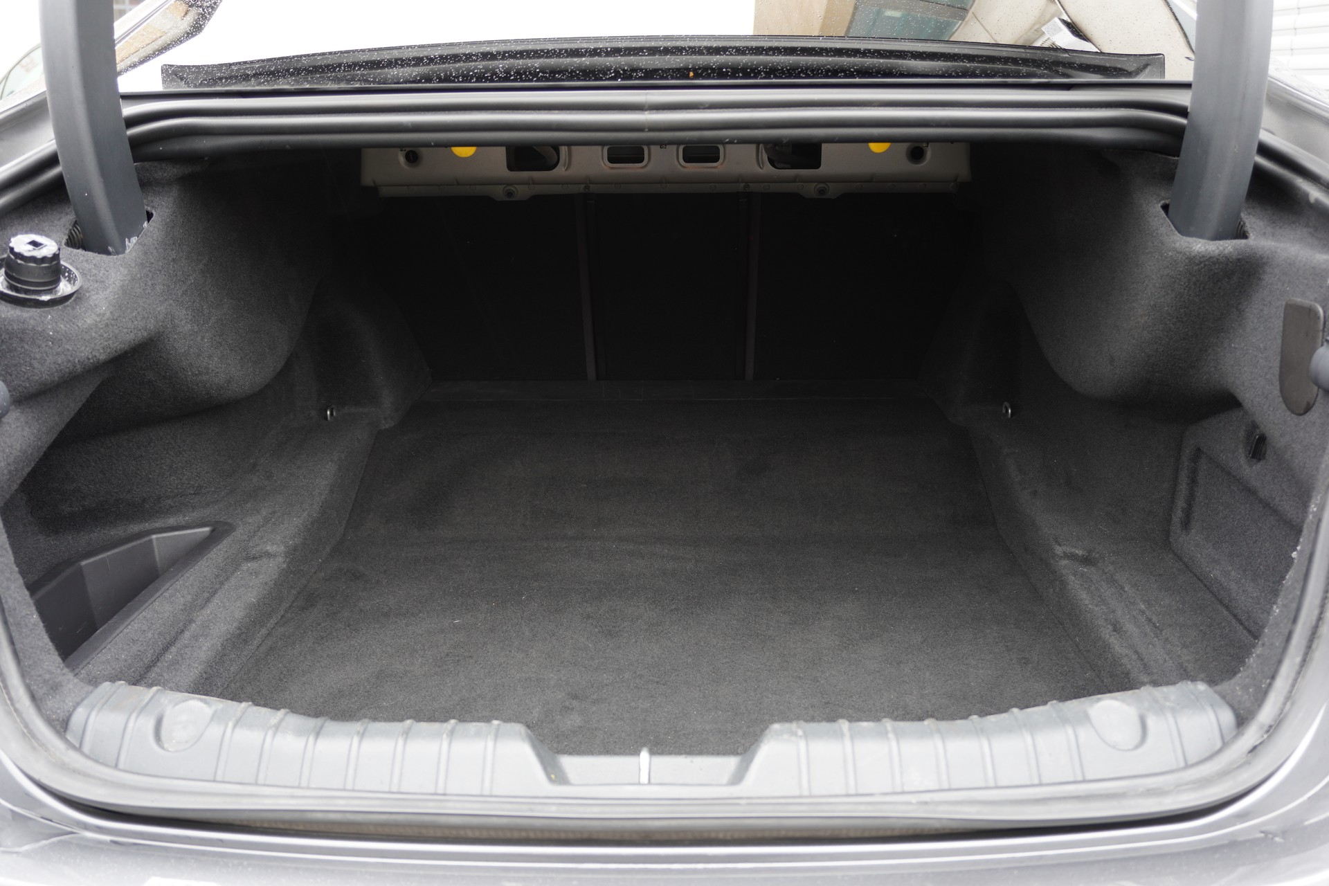 JAGUAR XF 30d Portfolio Automatic-image-15