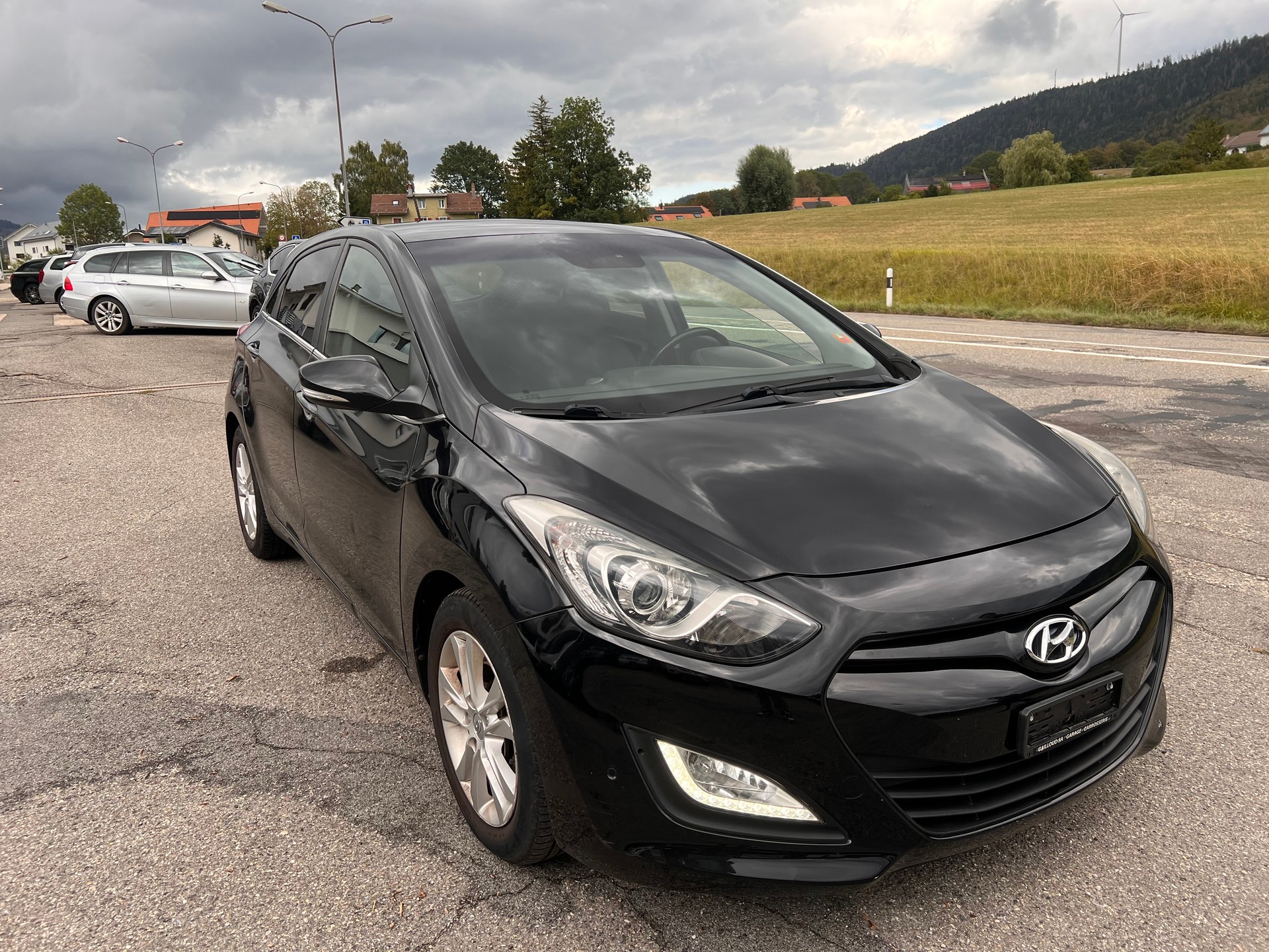 HYUNDAI i30 1.6 GDI Style Automatic-image-2
