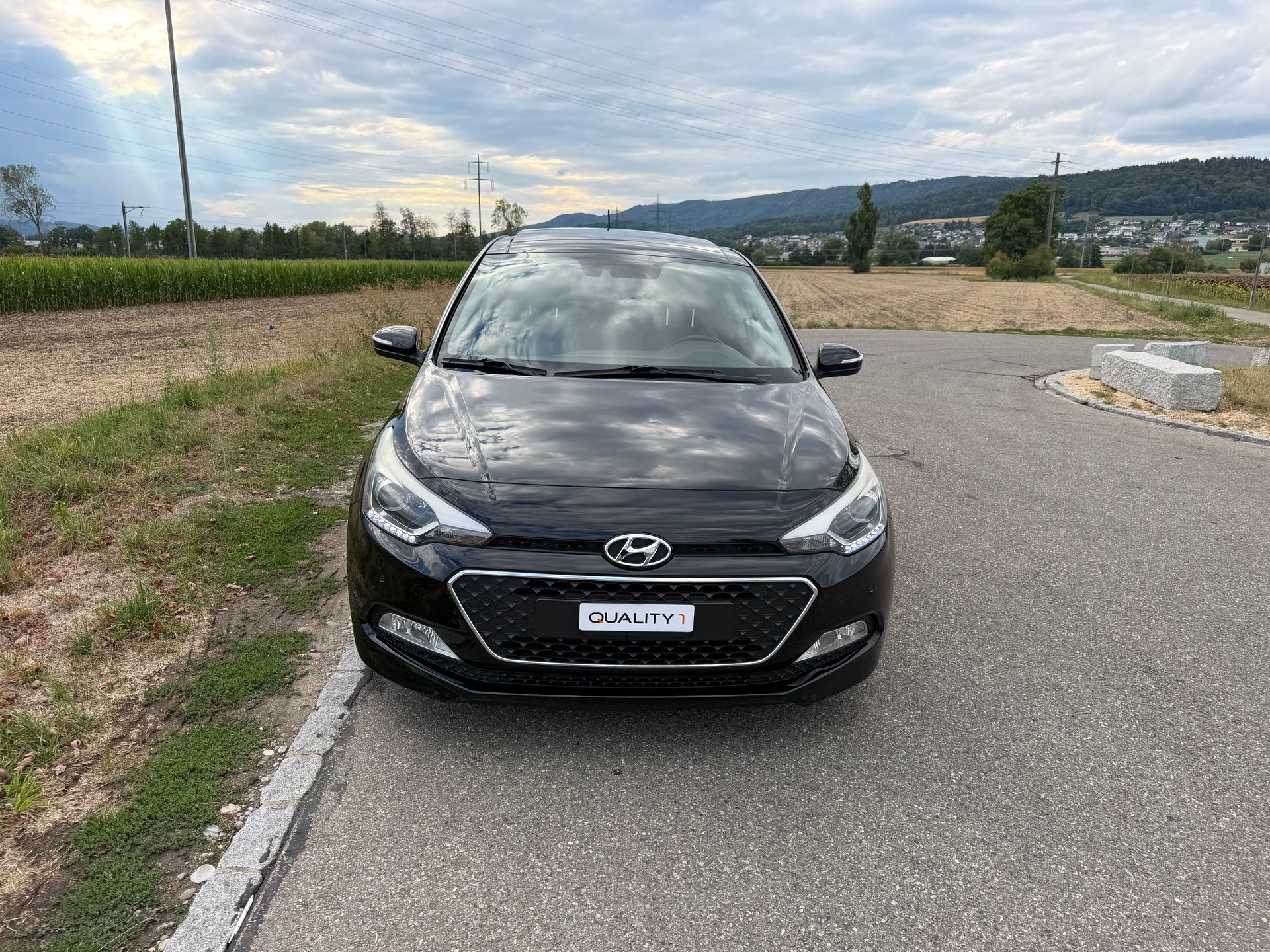 HYUNDAI i20 1.4 ***Vertex*** Automatic-image-2