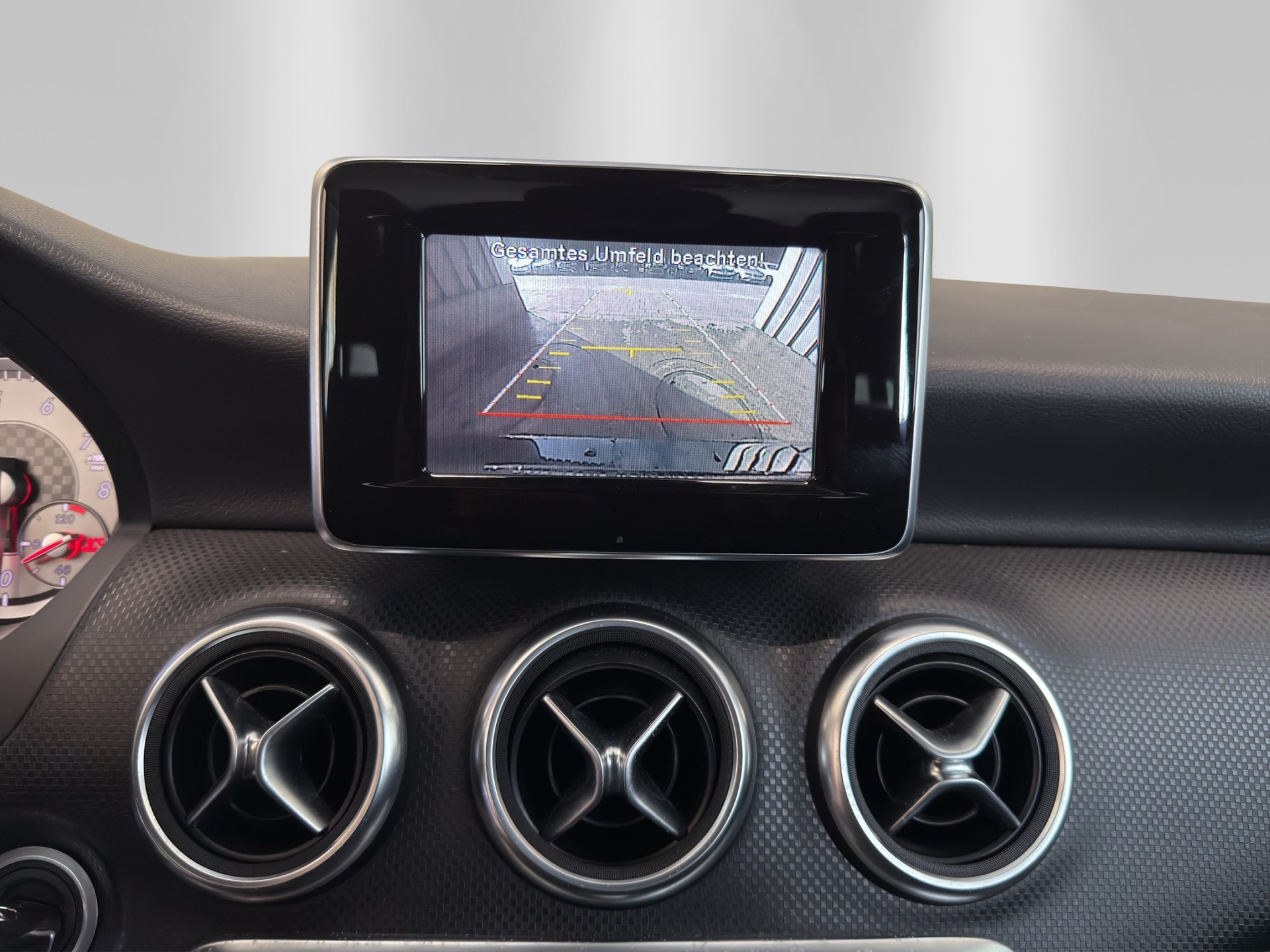 MERCEDES-BENZ A 200 Urban-image-13