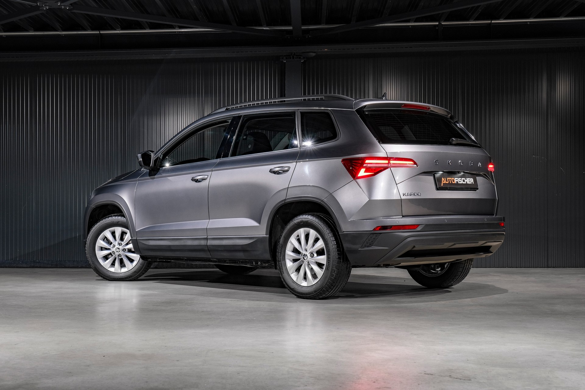 SKODA Karoq 1.5 TSI Fresh DSG-image-1