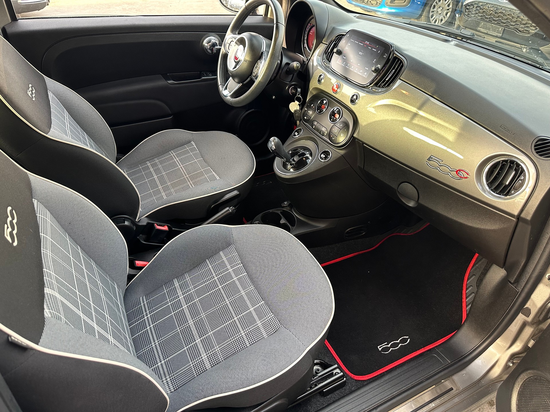FIAT 500C 1.2 Dolcevita Dualogic-image-10