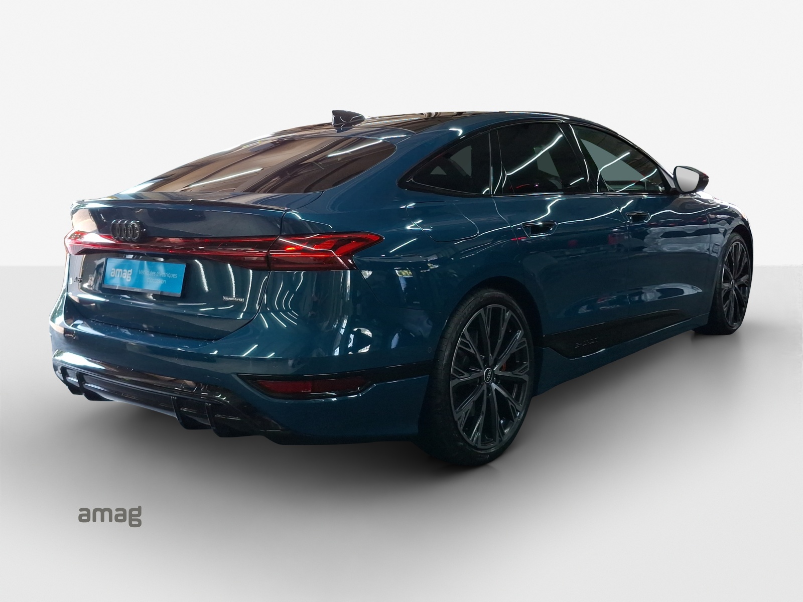 AUDI A6 Sportback e-tron quattro-image-5