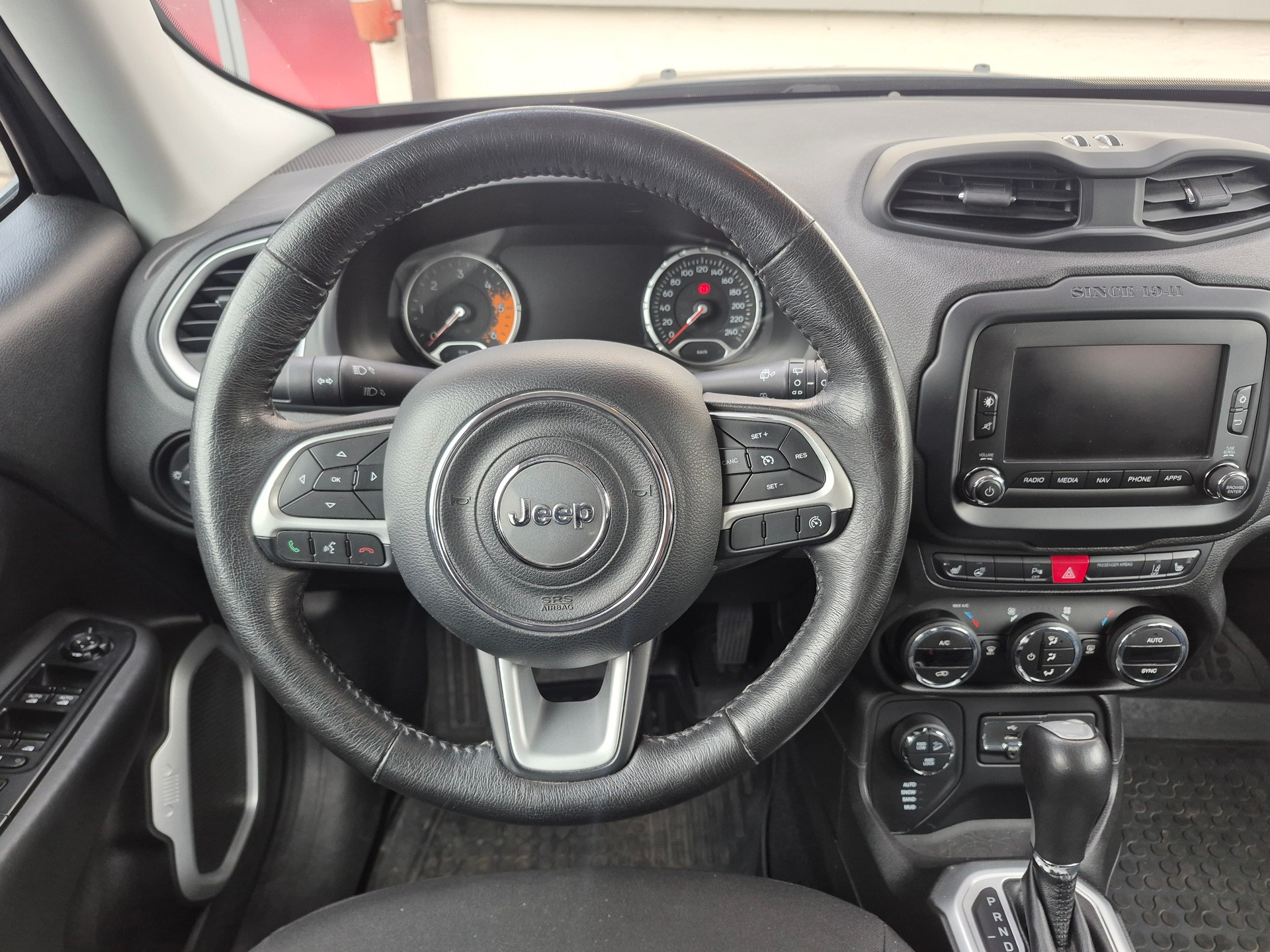 JEEP Renegade 2.0 CRD Limited AWD + Low Range 9ATX-image-11