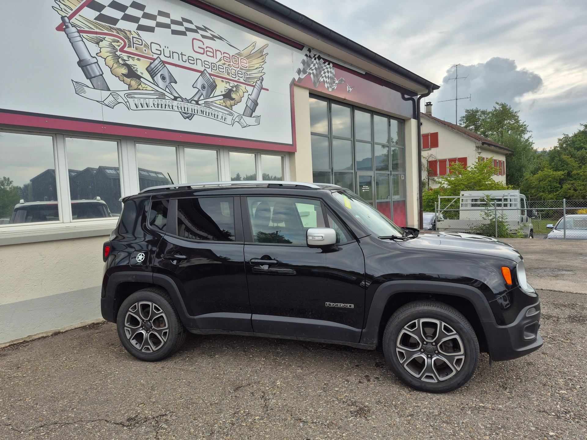 JEEP Renegade 2.0 CRD Limited AWD + Low Range 9ATX-image-2