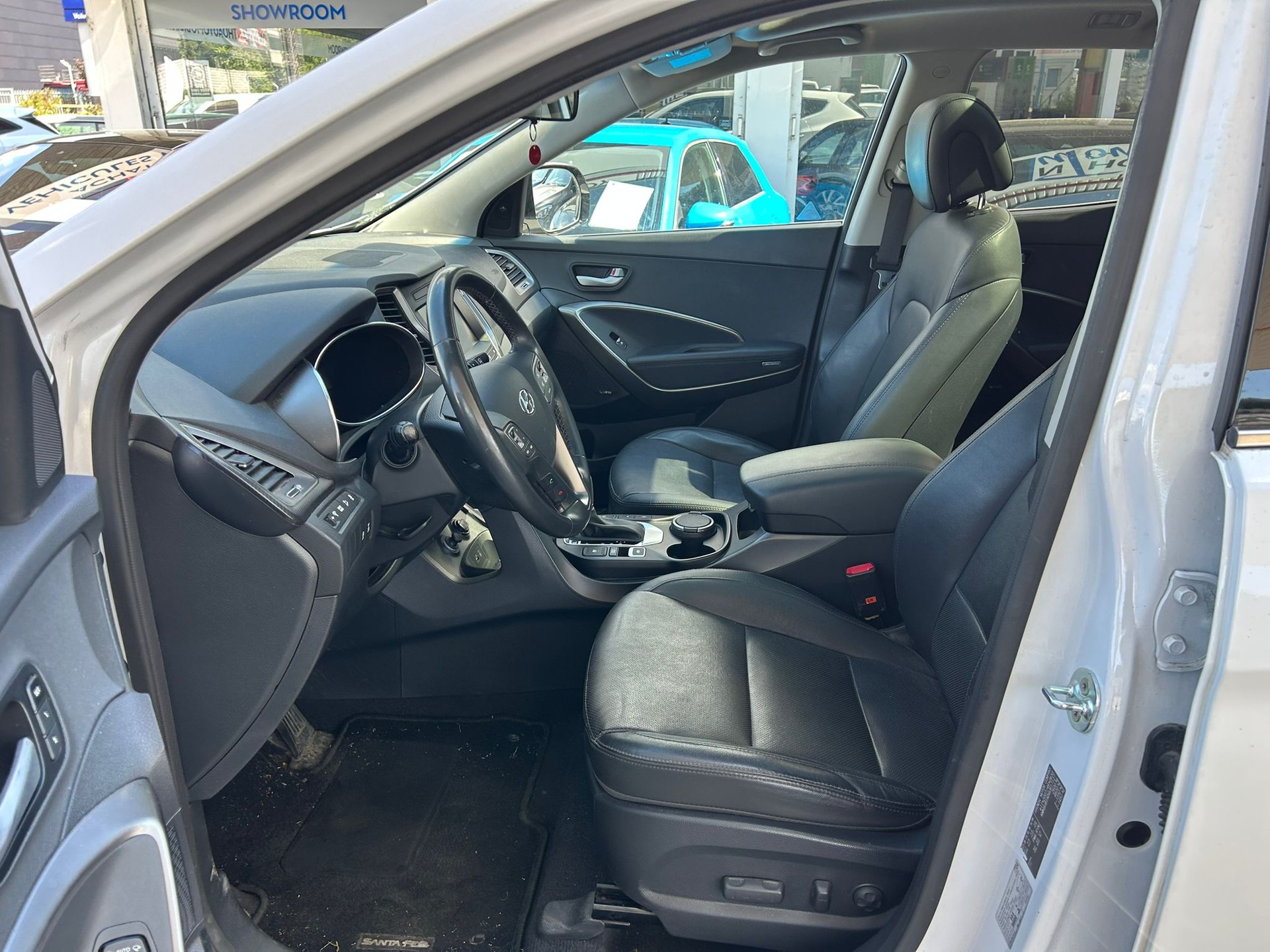 HYUNDAI Santa Fe 2.2 CRDI Amplia 4WD Automatic-image-8