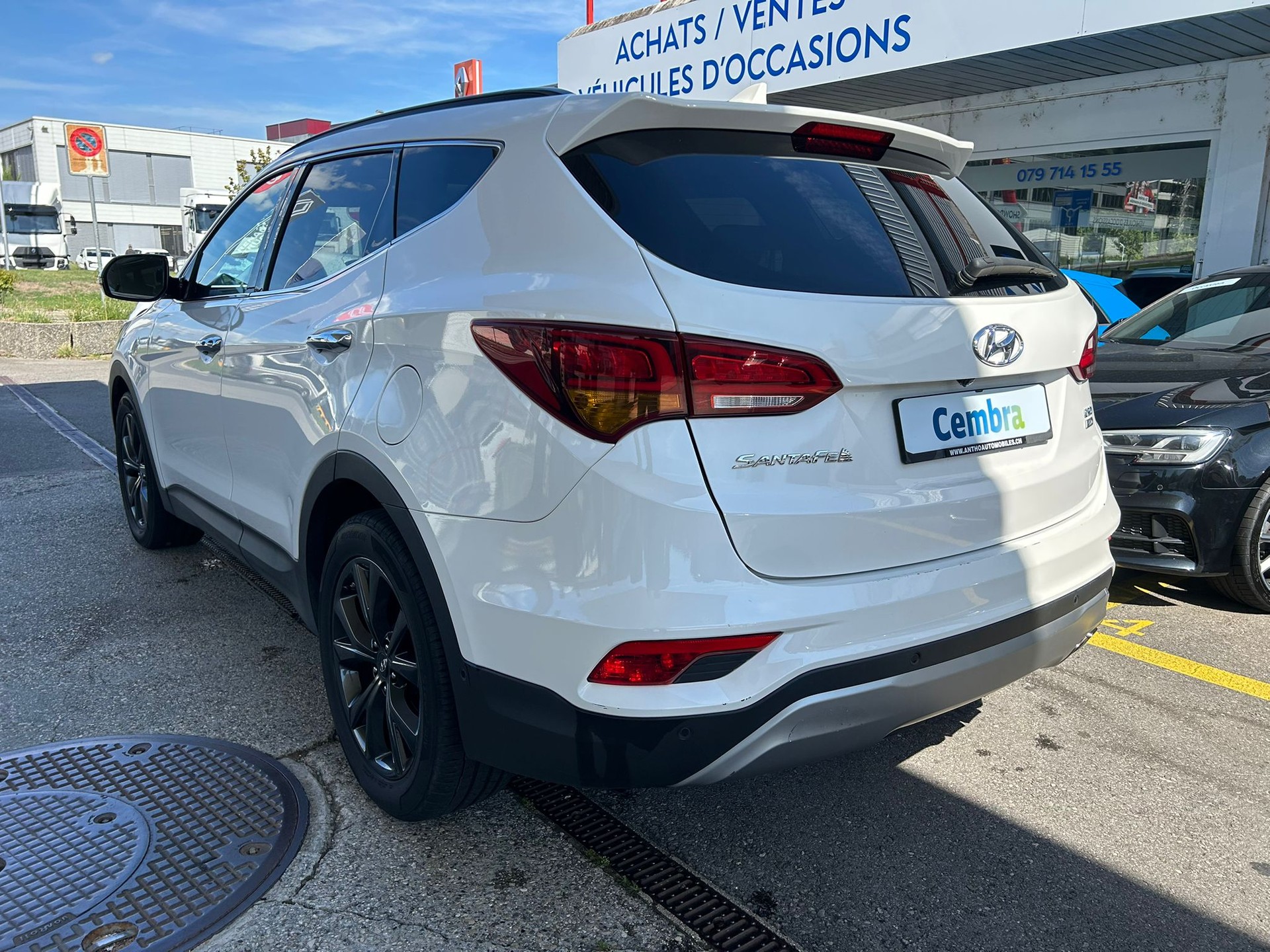 HYUNDAI Santa Fe 2.2 CRDI Amplia 4WD Automatic-image-3