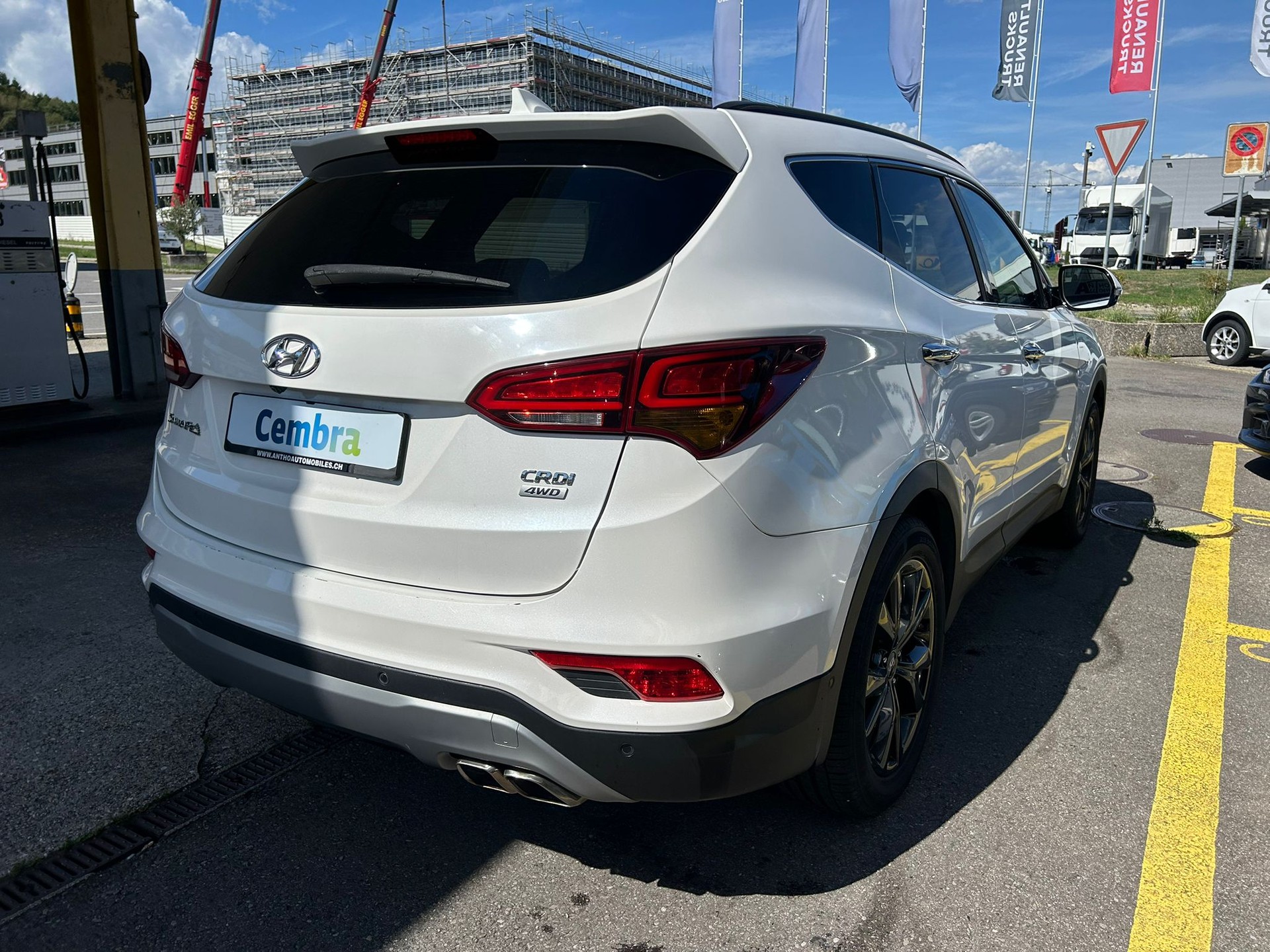 HYUNDAI Santa Fe 2.2 CRDI Amplia 4WD Automatic-image-4