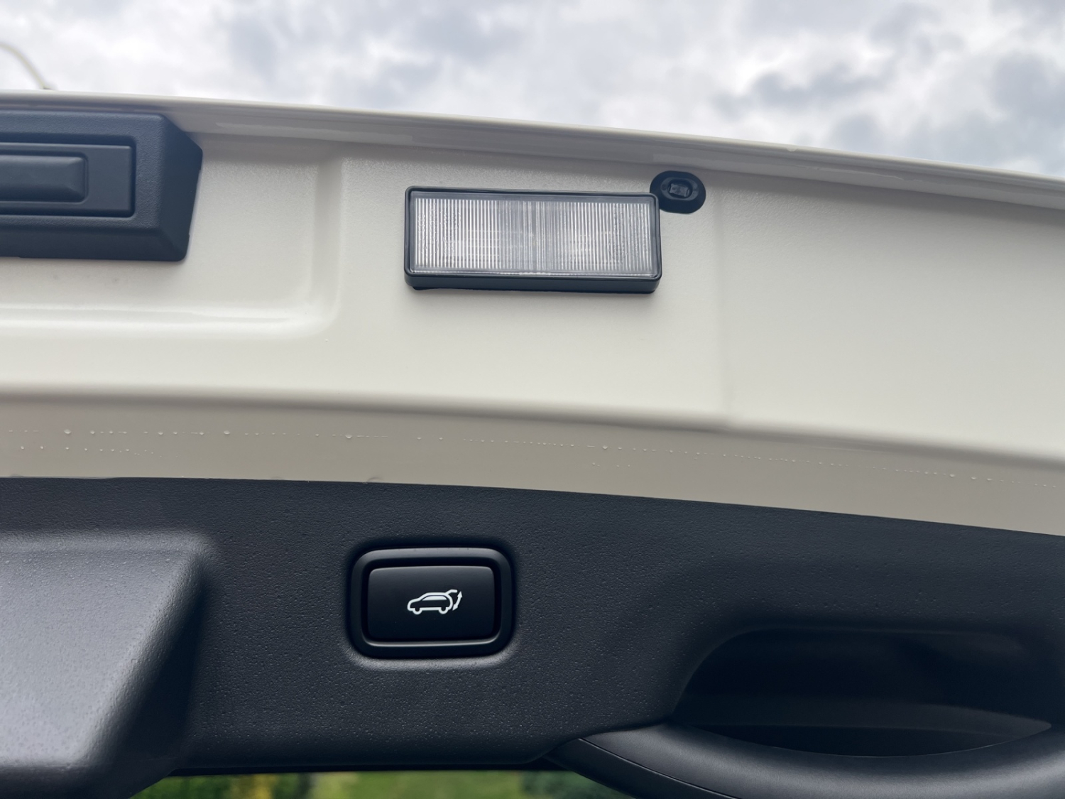 KIA Niro 1.6 GDi Hybrid Style-image-18