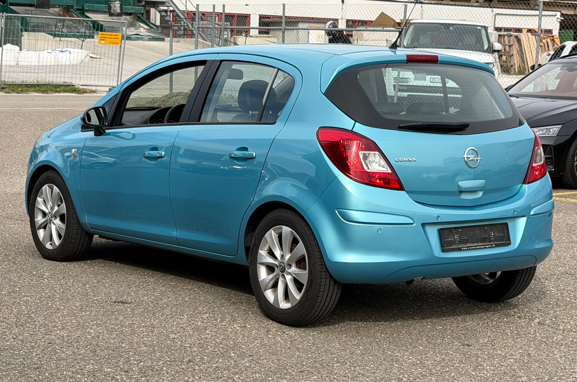 OPEL Corsa 1.4 TP Anniversary Edition Automatic-image-3