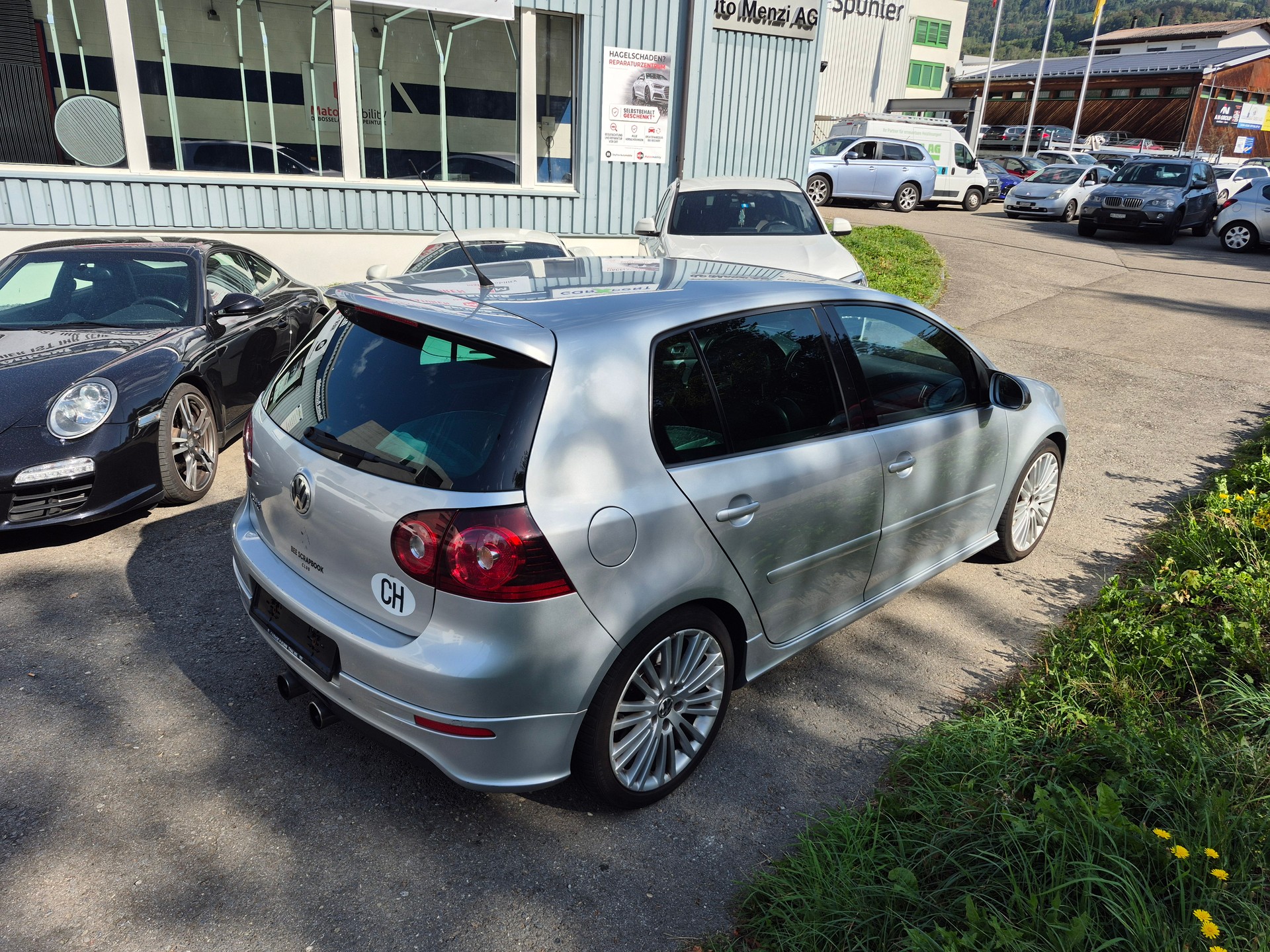 VW Golf R32 4Motion DSG-image-4