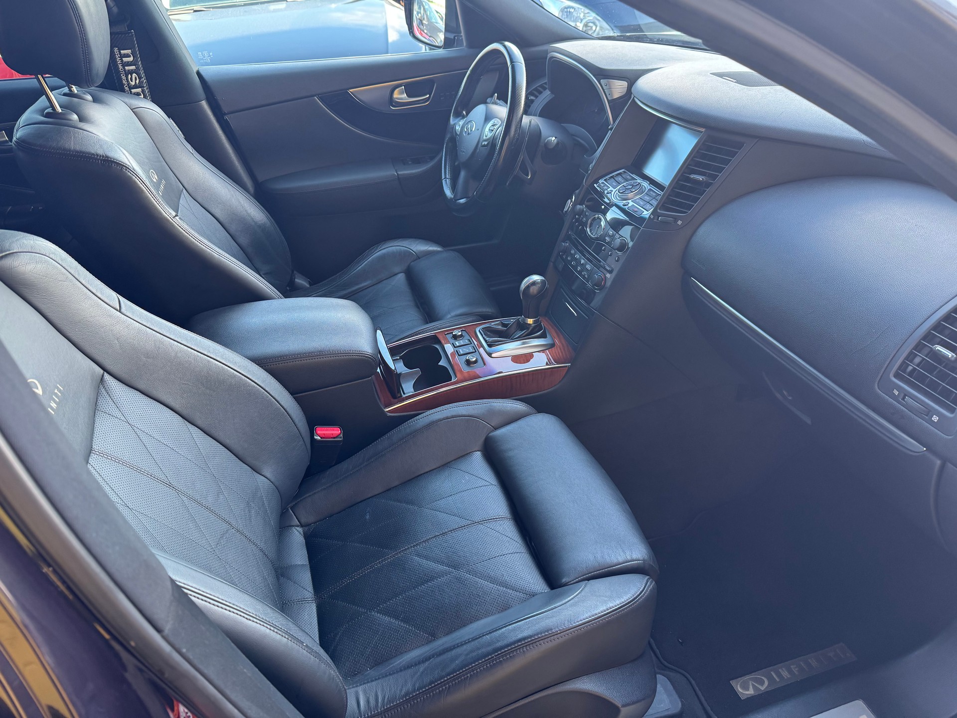 INFINITI FX50 S AWD Automatic-image-10