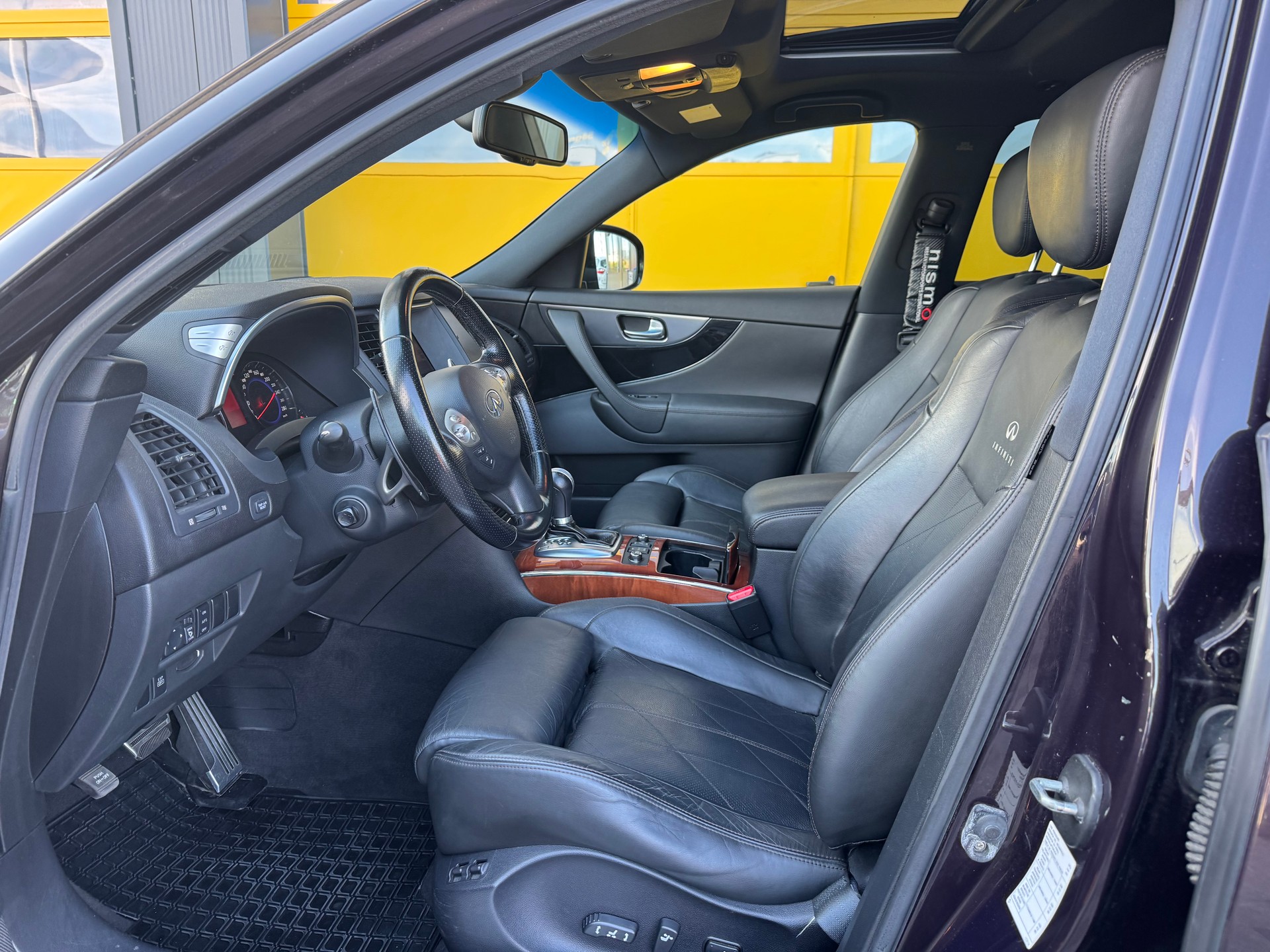 INFINITI FX50 S AWD Automatic-image-13