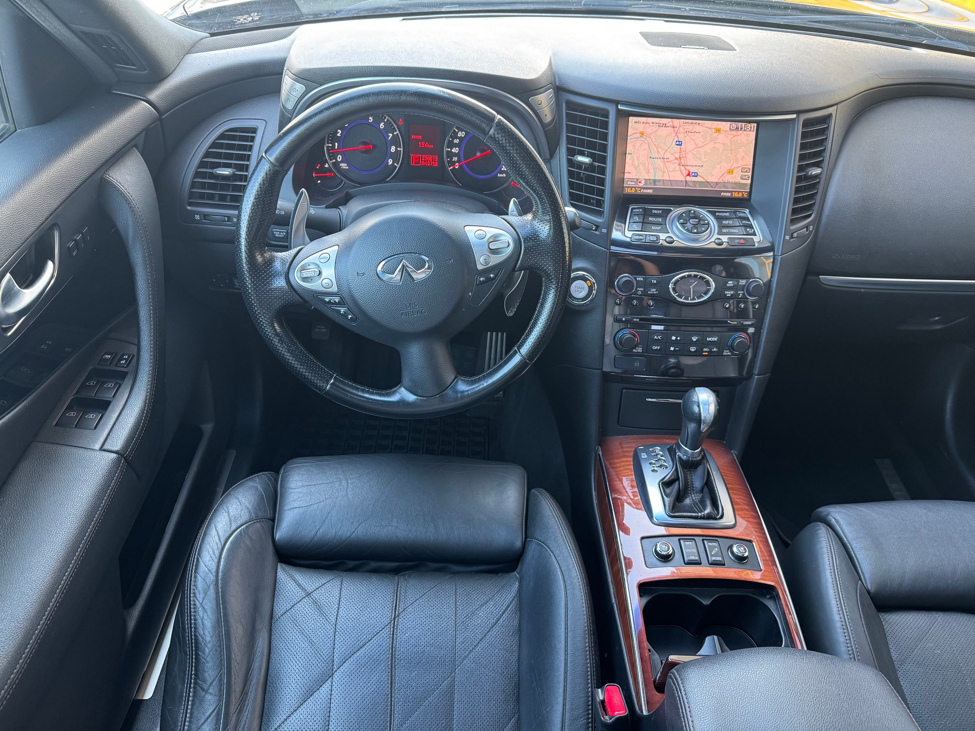 INFINITI FX50 S AWD Automatic-image-12