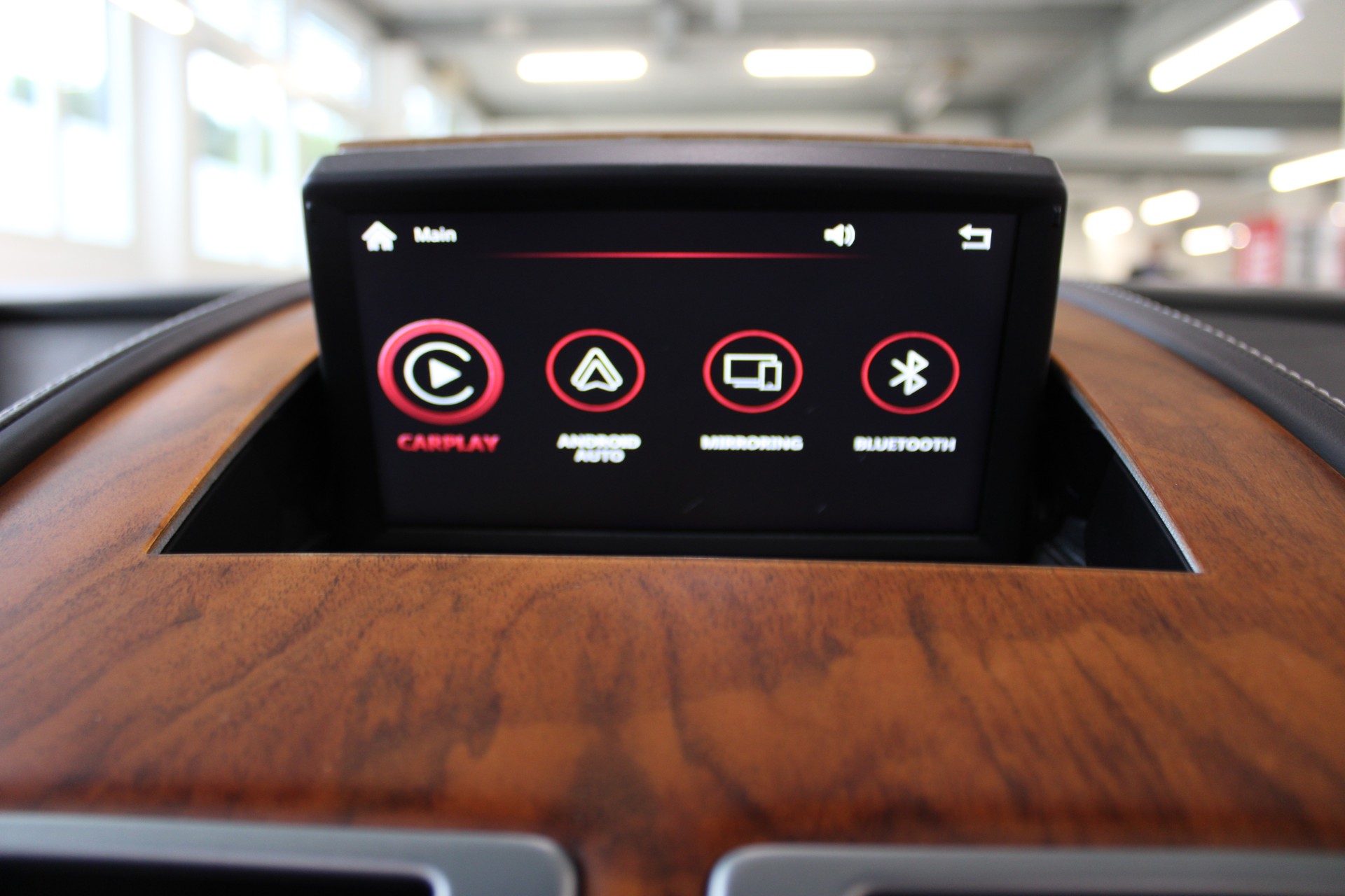 ASTON MARTIN DB9 Volante Touchtronic 2-image-21