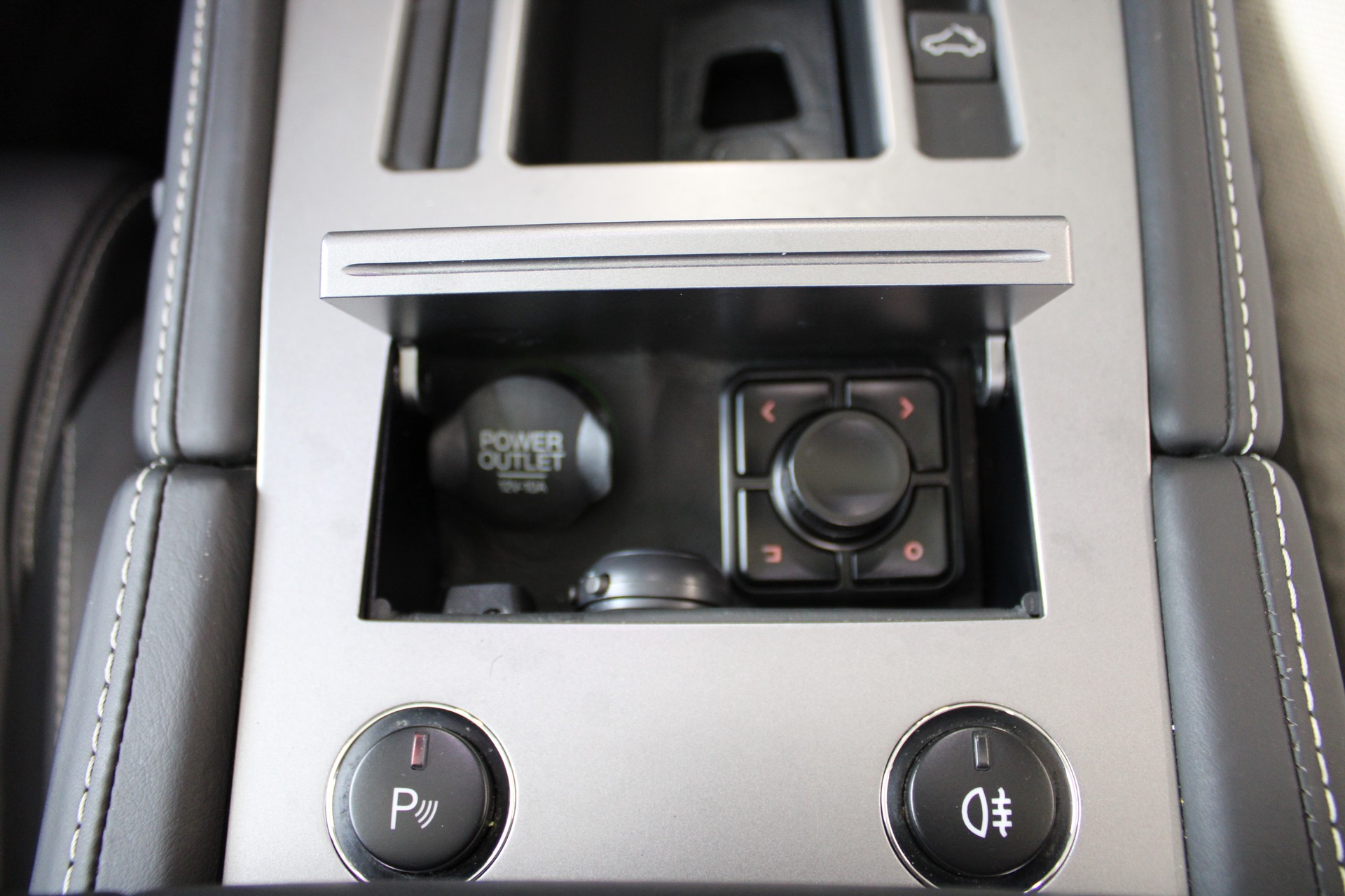 ASTON MARTIN DB9 Volante Touchtronic 2-image-22
