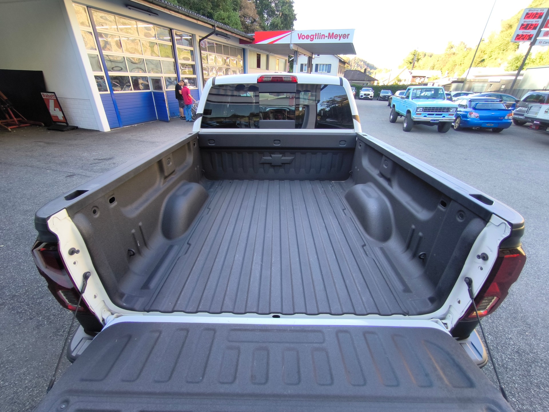 CHEVROLET Silverado 1500 Crew Cab 5.3 AWD-image-12
