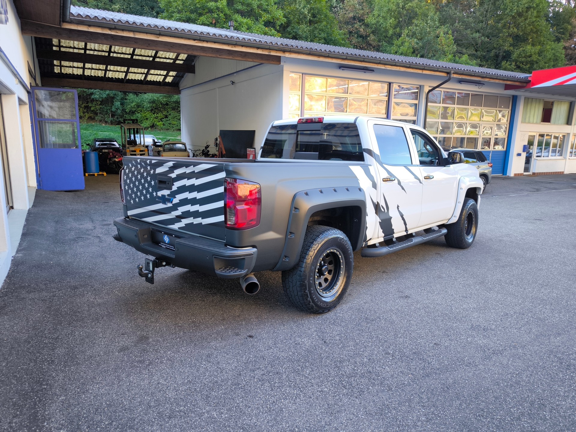 CHEVROLET Silverado 1500 Crew Cab 5.3 AWD-image-14