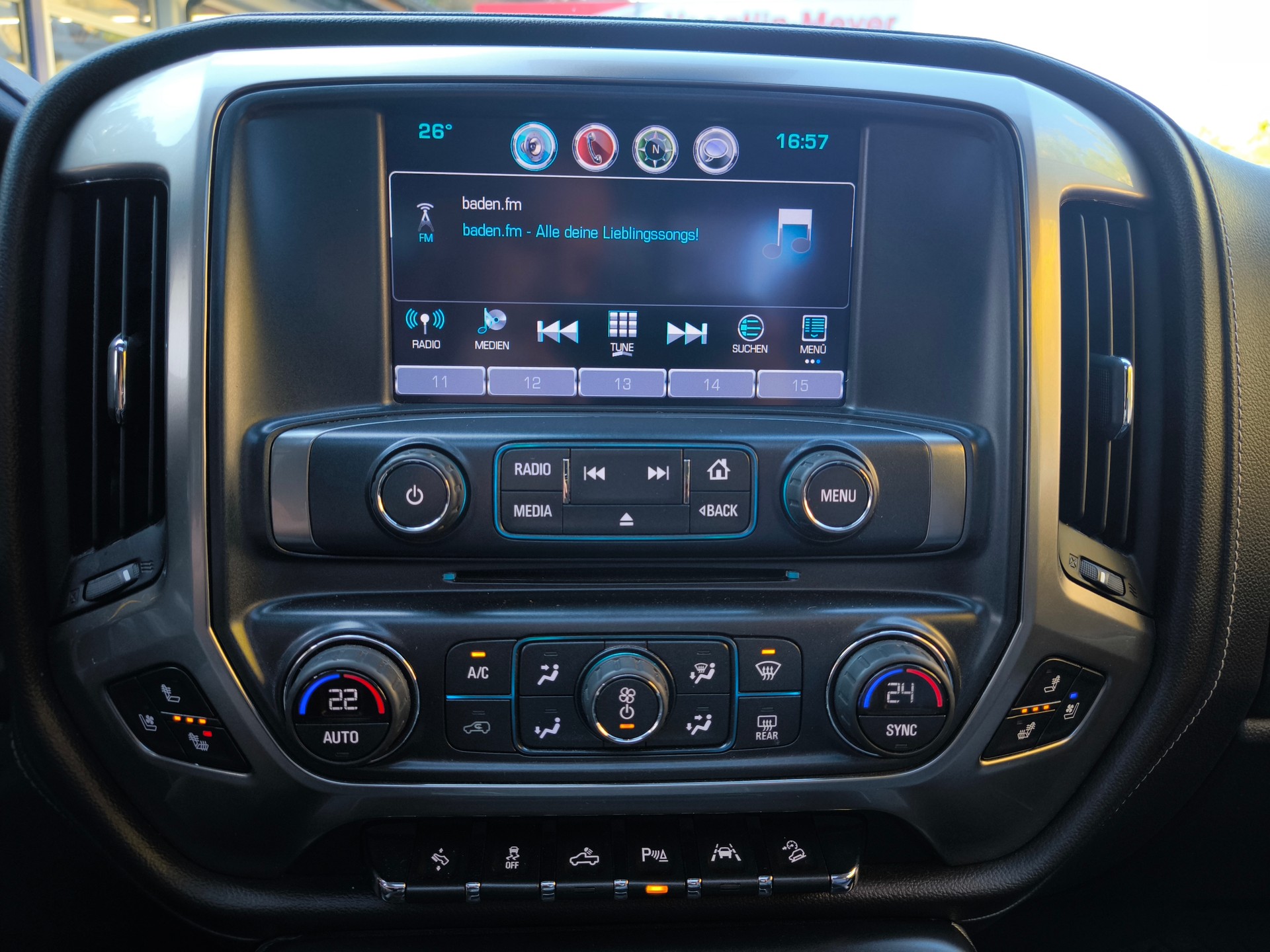 CHEVROLET Silverado 1500 Crew Cab 5.3 AWD-image-23